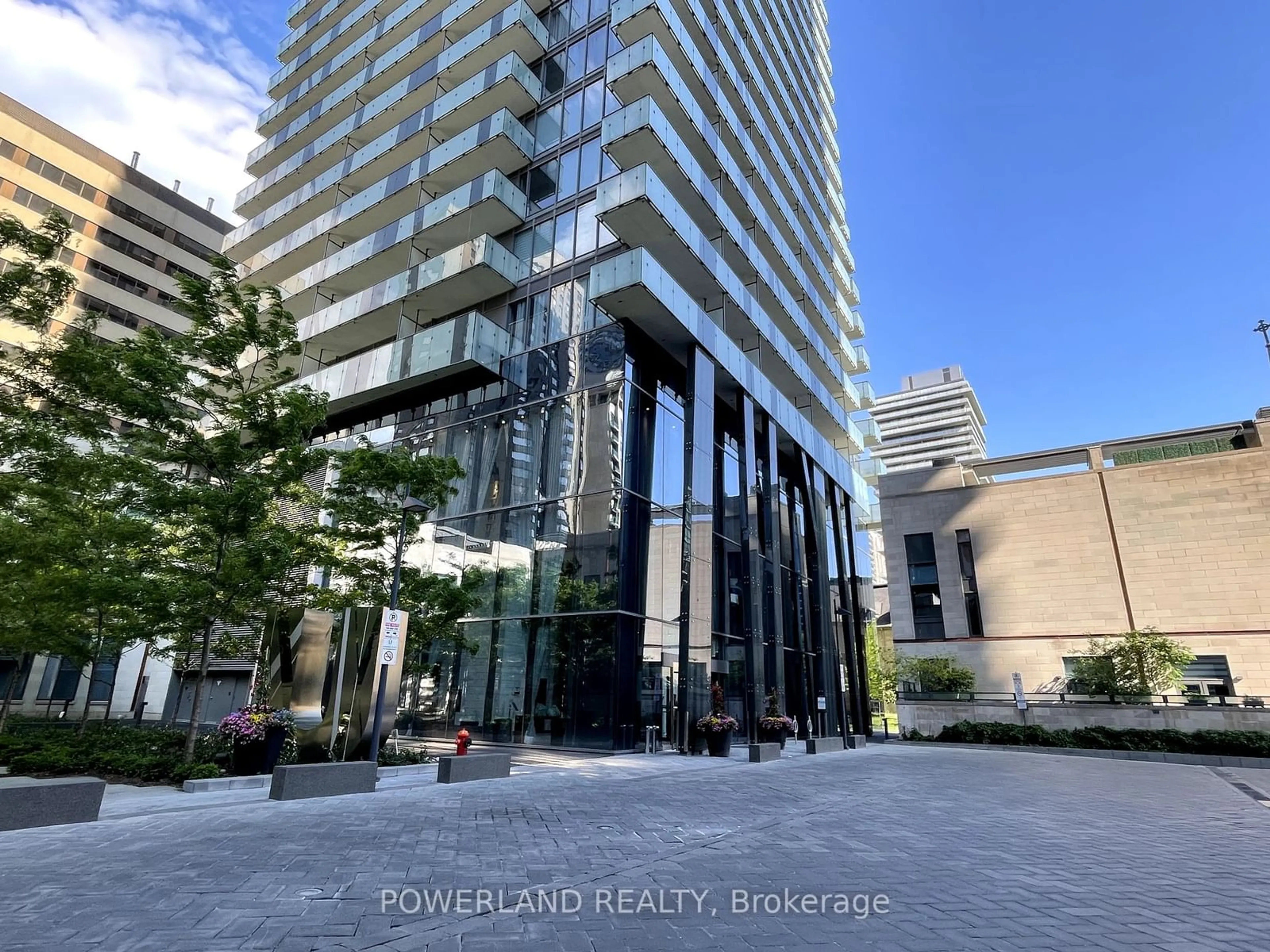 A pic from exterior of the house or condo for 1080 Bay St #4405, Toronto Ontario M5S 0A5