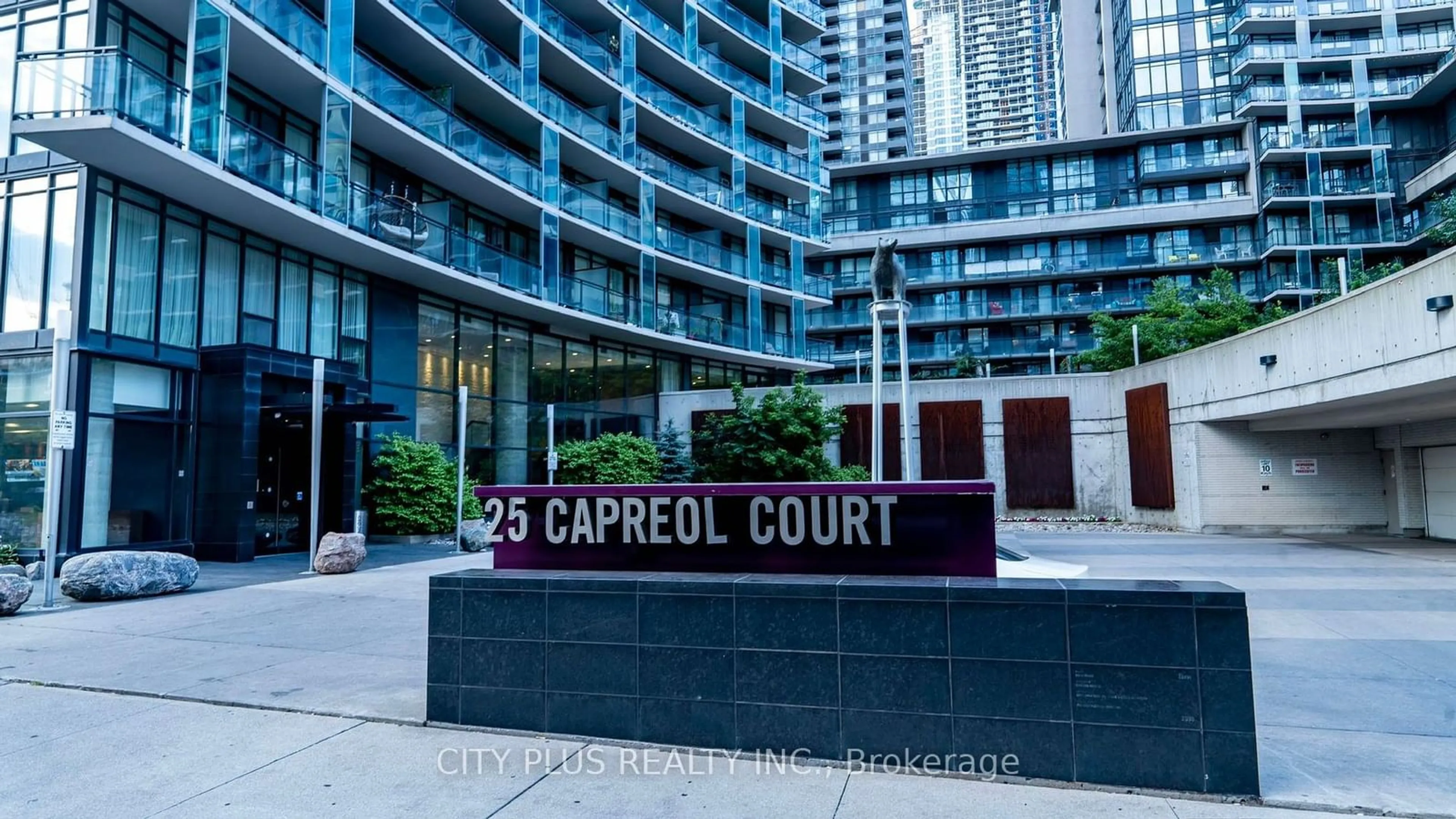 A pic from exterior of the house or condo for 25 Capreol Crt #2902, Toronto Ontario M5V 3Z7