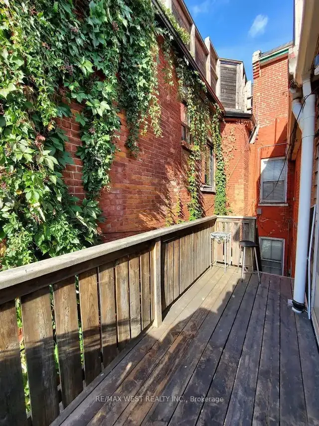 Additional property image - 112 Crawford St