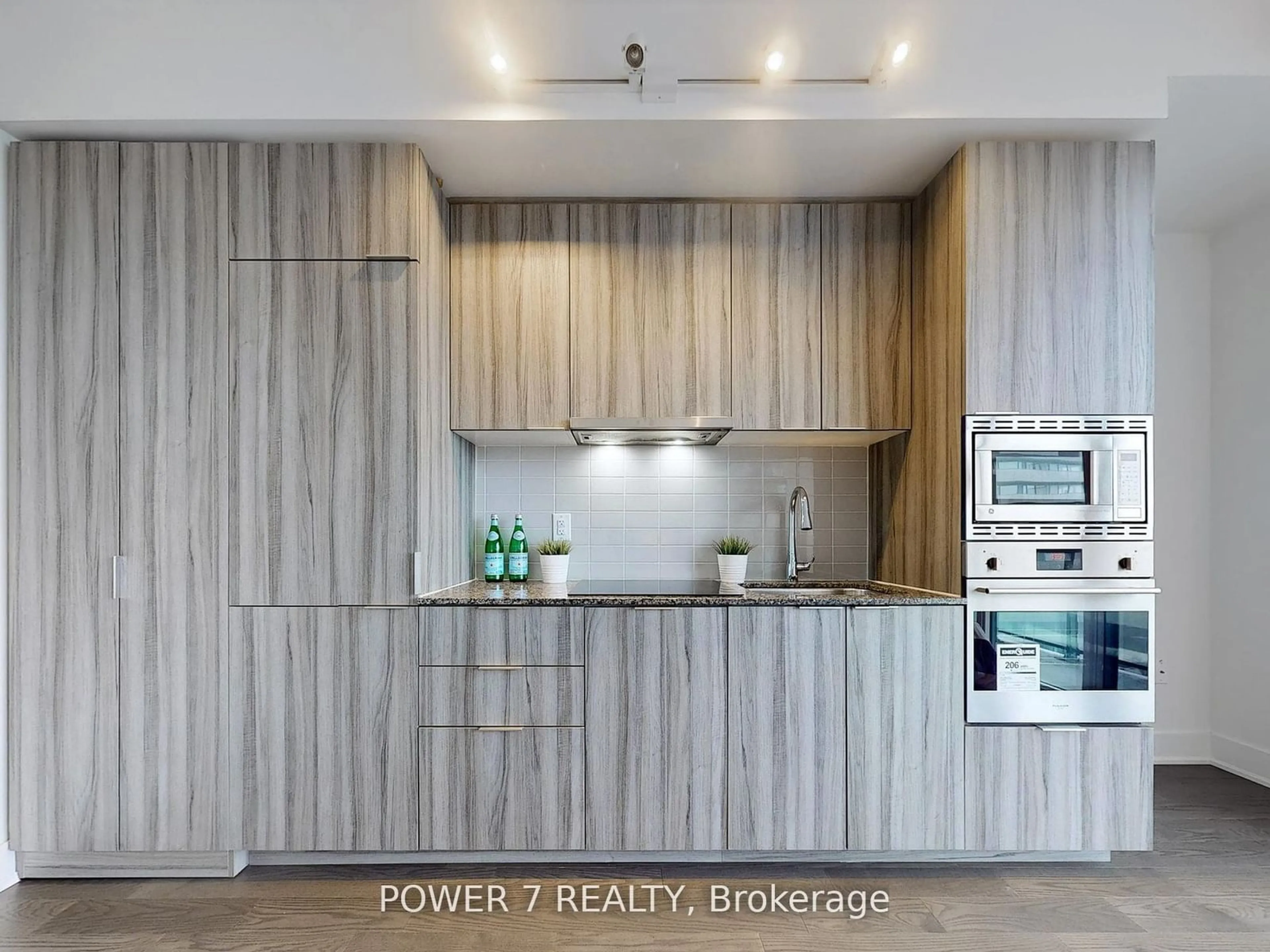 Contemporary kitchen for 955 Bay St #3010, Toronto Ontario M5S 0C6