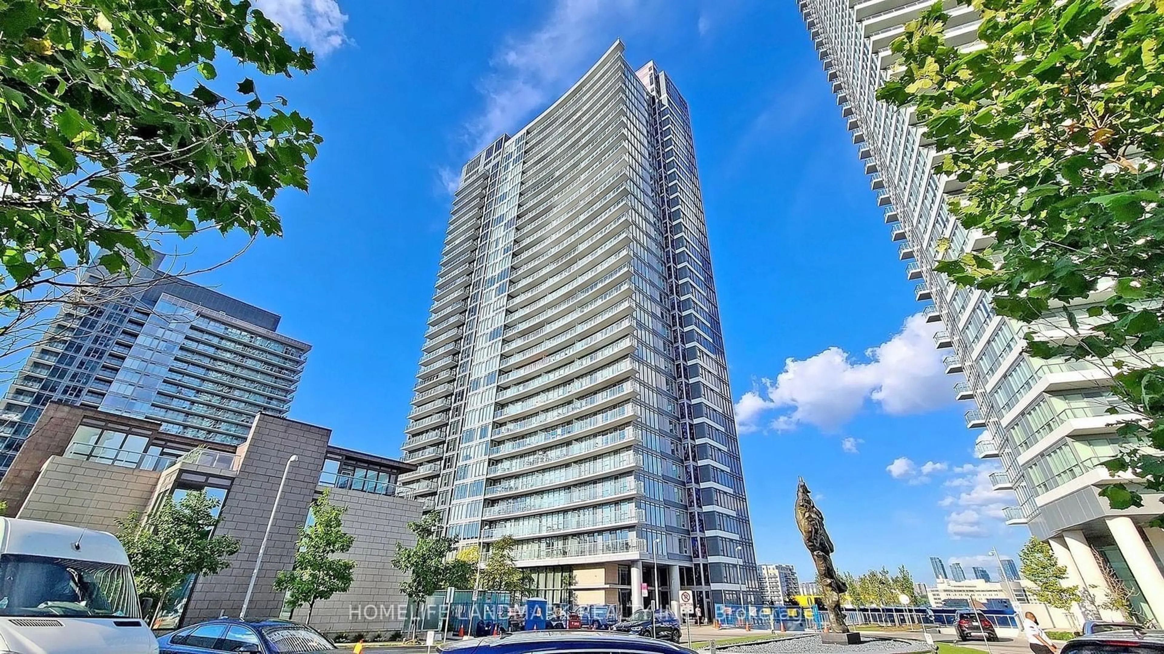 A pic from exterior of the house or condo for 121 Mcmahon Dr #512, Toronto Ontario M2K 0C1