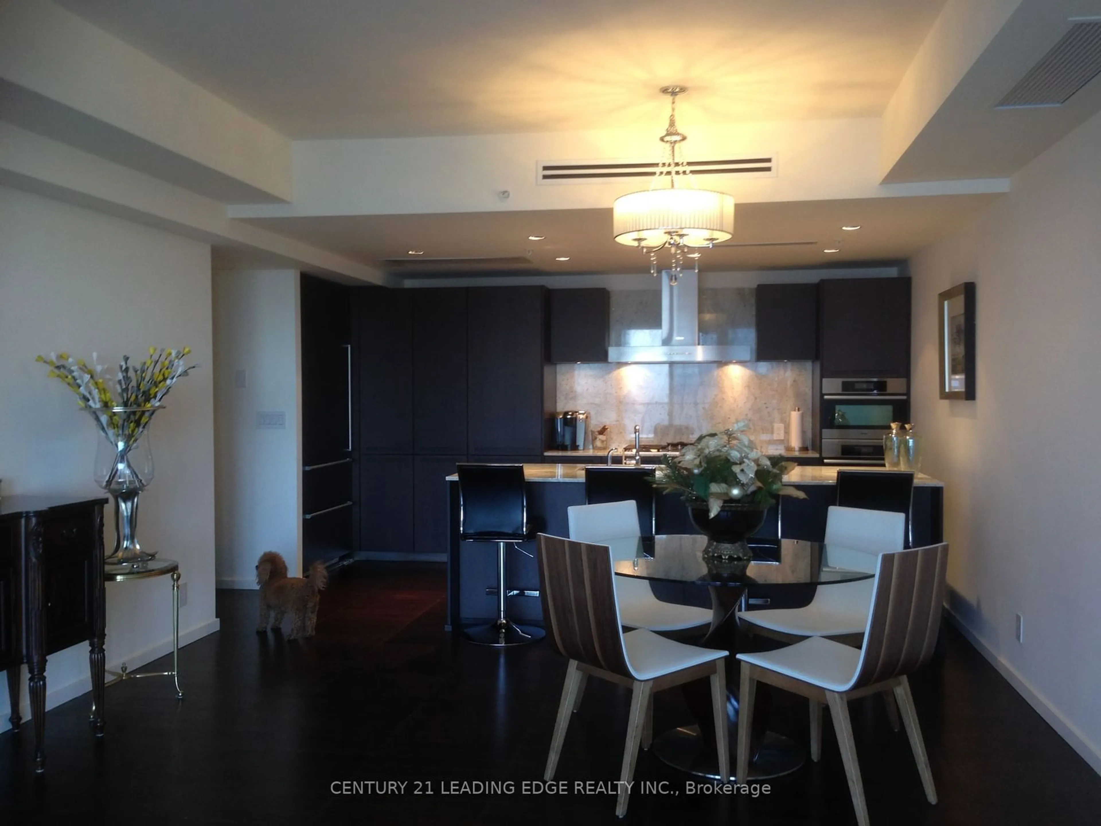 Dining room for 180 University Ave #4608, Toronto Ontario M5H 0A2