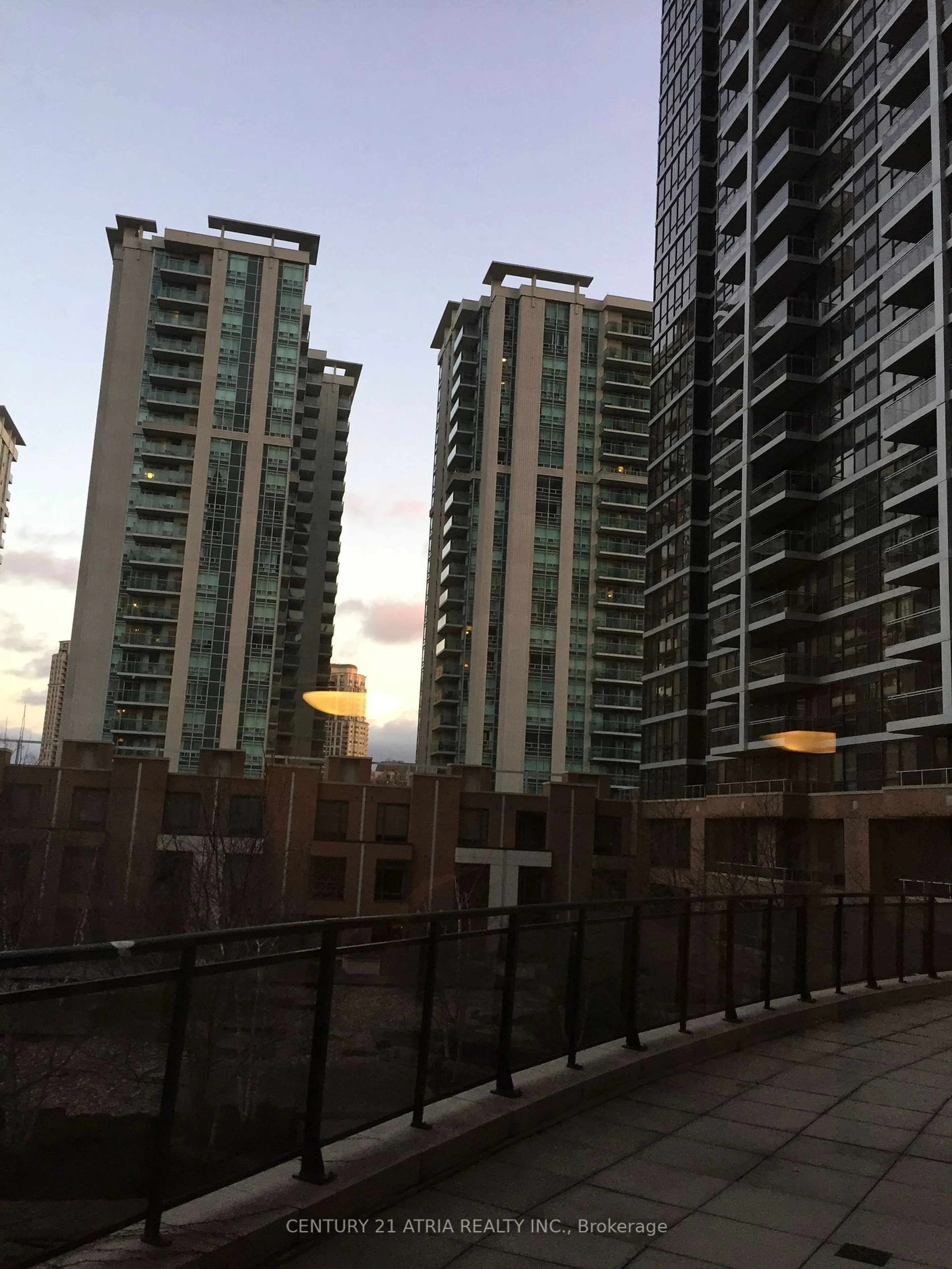 A pic from exterior of the house or condo for 33 Sheppard Ave #Ph3406, Toronto Ontario M2N 7K1
