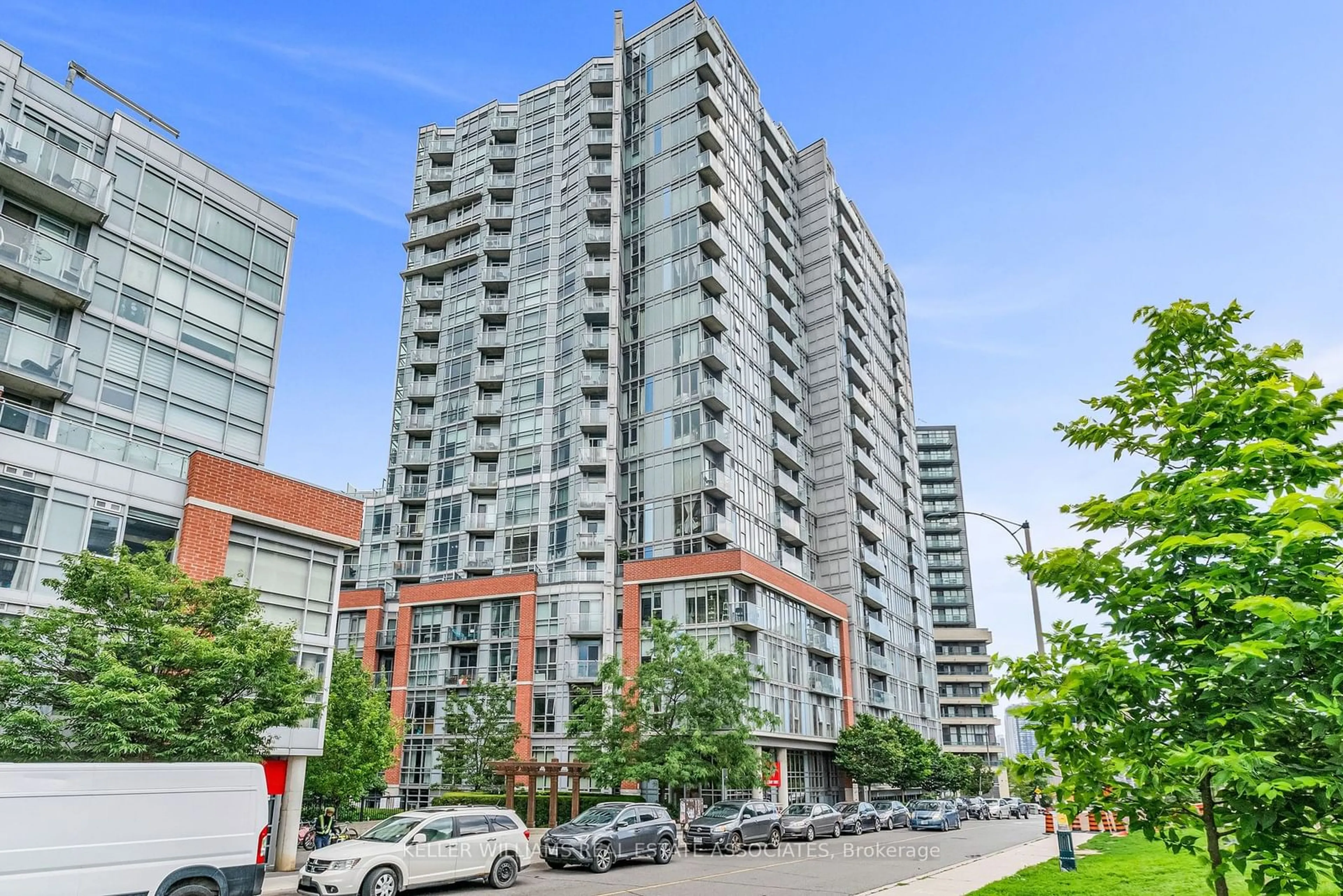 A pic from exterior of the house or condo for 150 Sudbury St #1308, Toronto Ontario M6J 3S8