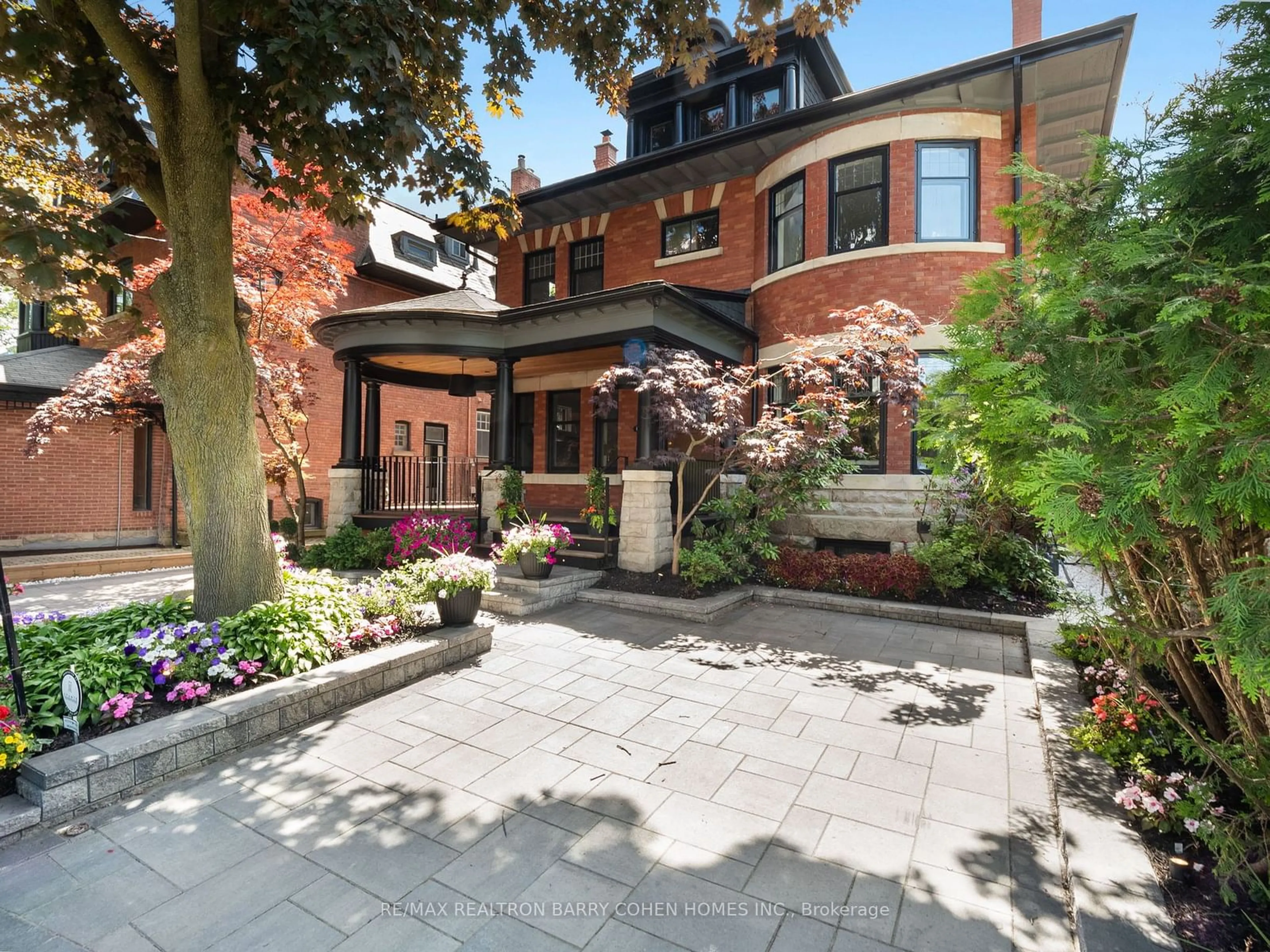 Home with brick exterior material for 135 Crescent Rd, Toronto Ontario M4W 1T8
