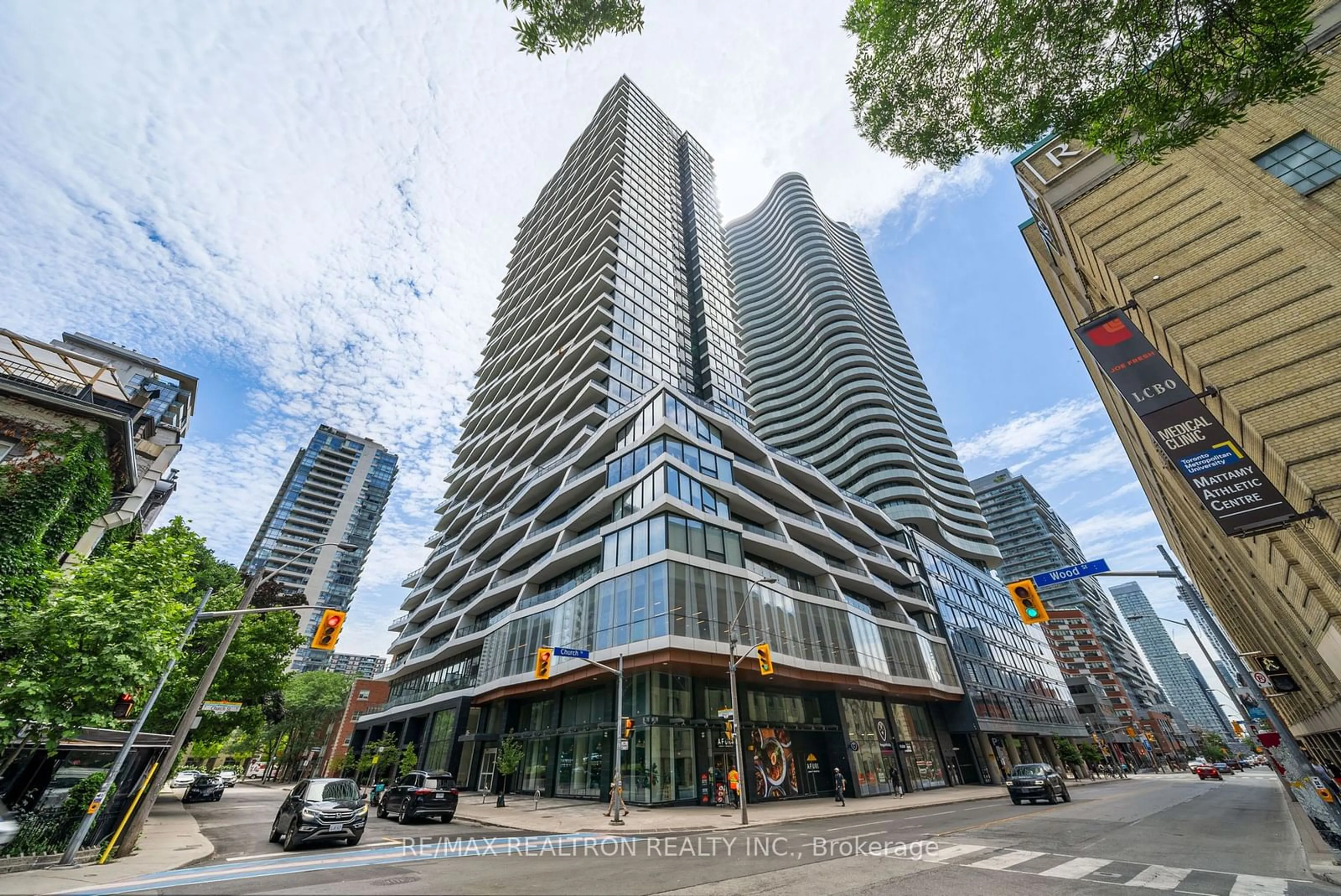 A pic from exterior of the house or condo for 85 Wood St #3110, Toronto Ontario M4Y 0E8