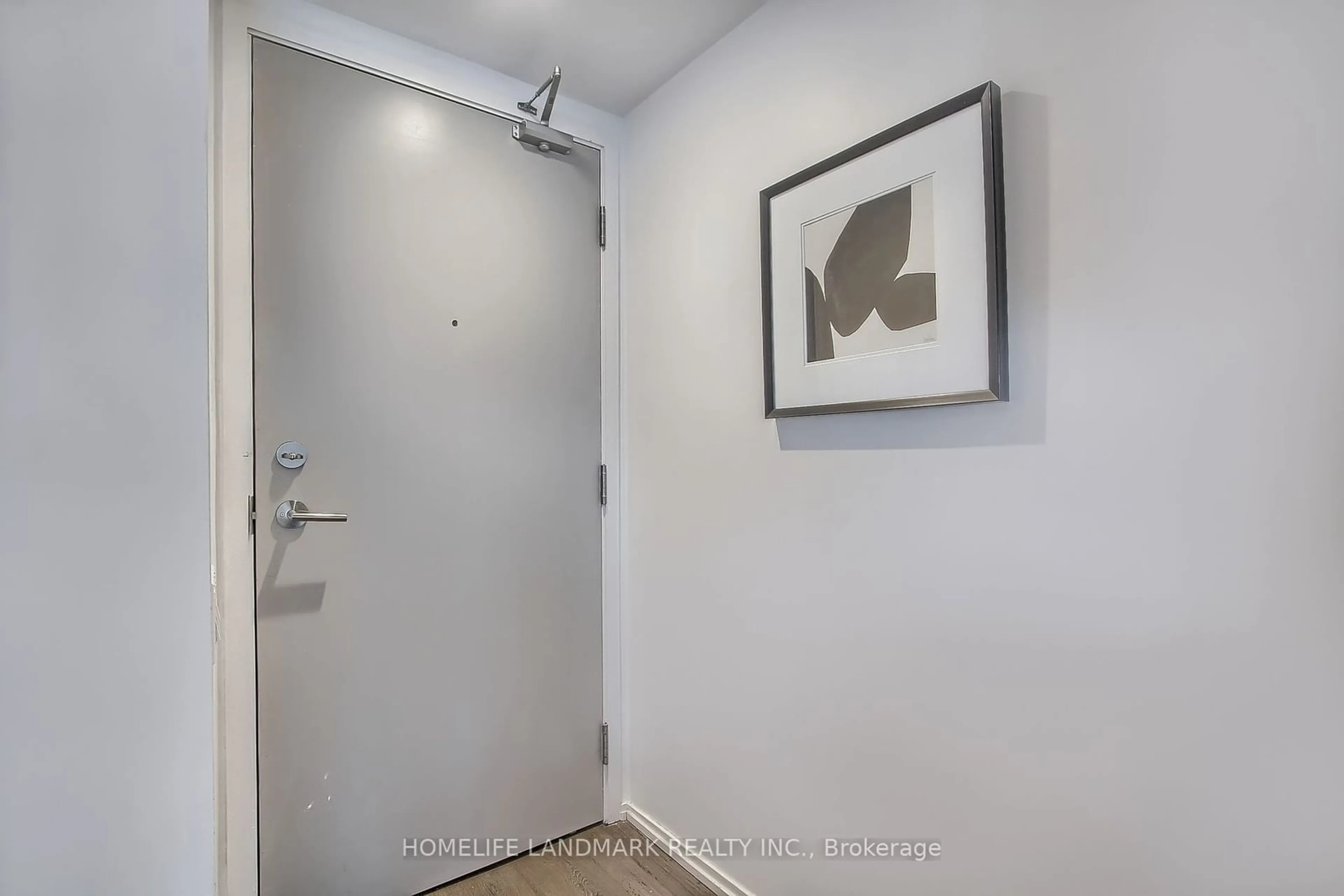 Indoor entryway for 68 Shuter St #1906, Toronto Ontario M5B 1B4