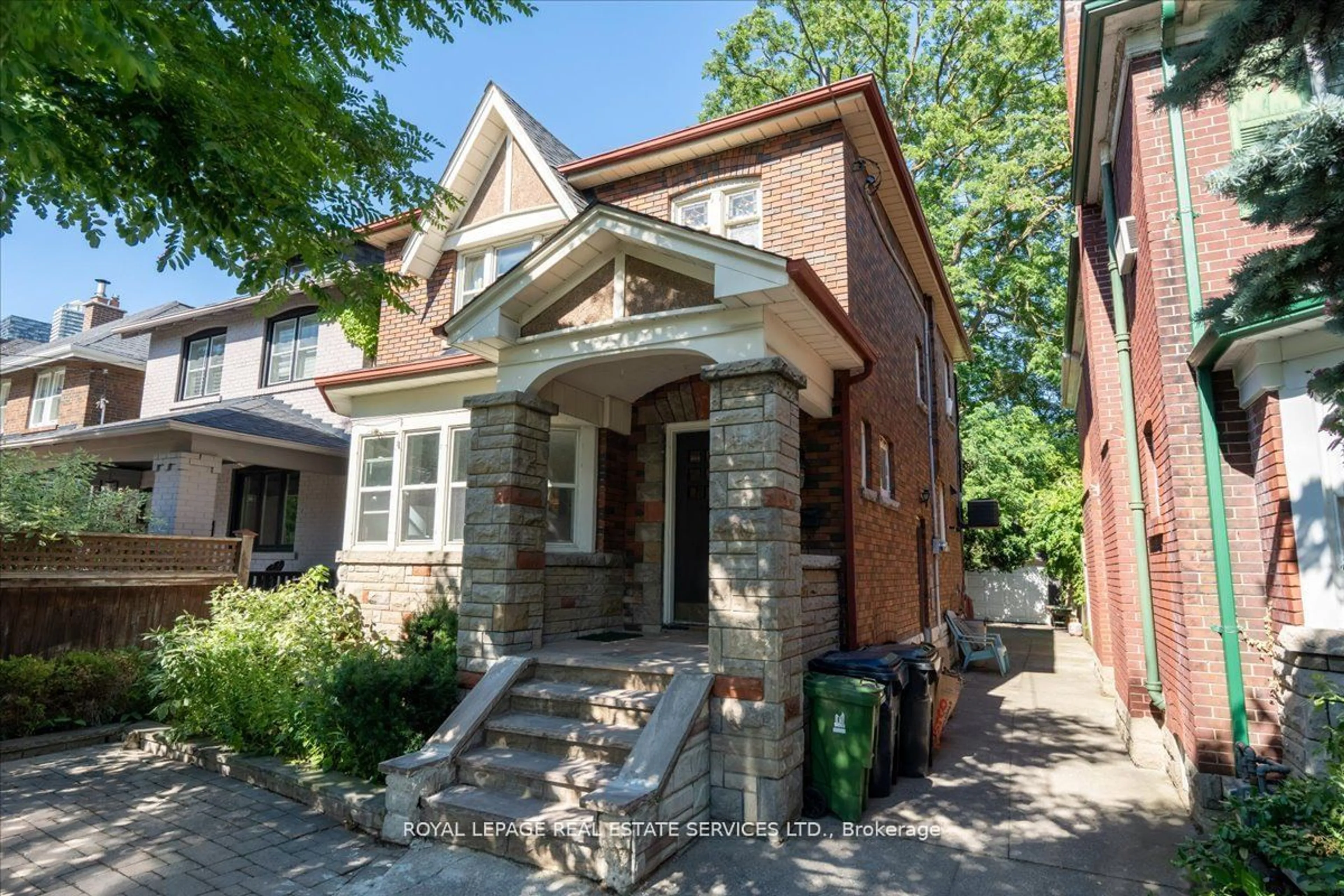 Home with brick exterior material for 69 Duplex Ave, Toronto Ontario M5P 2A5