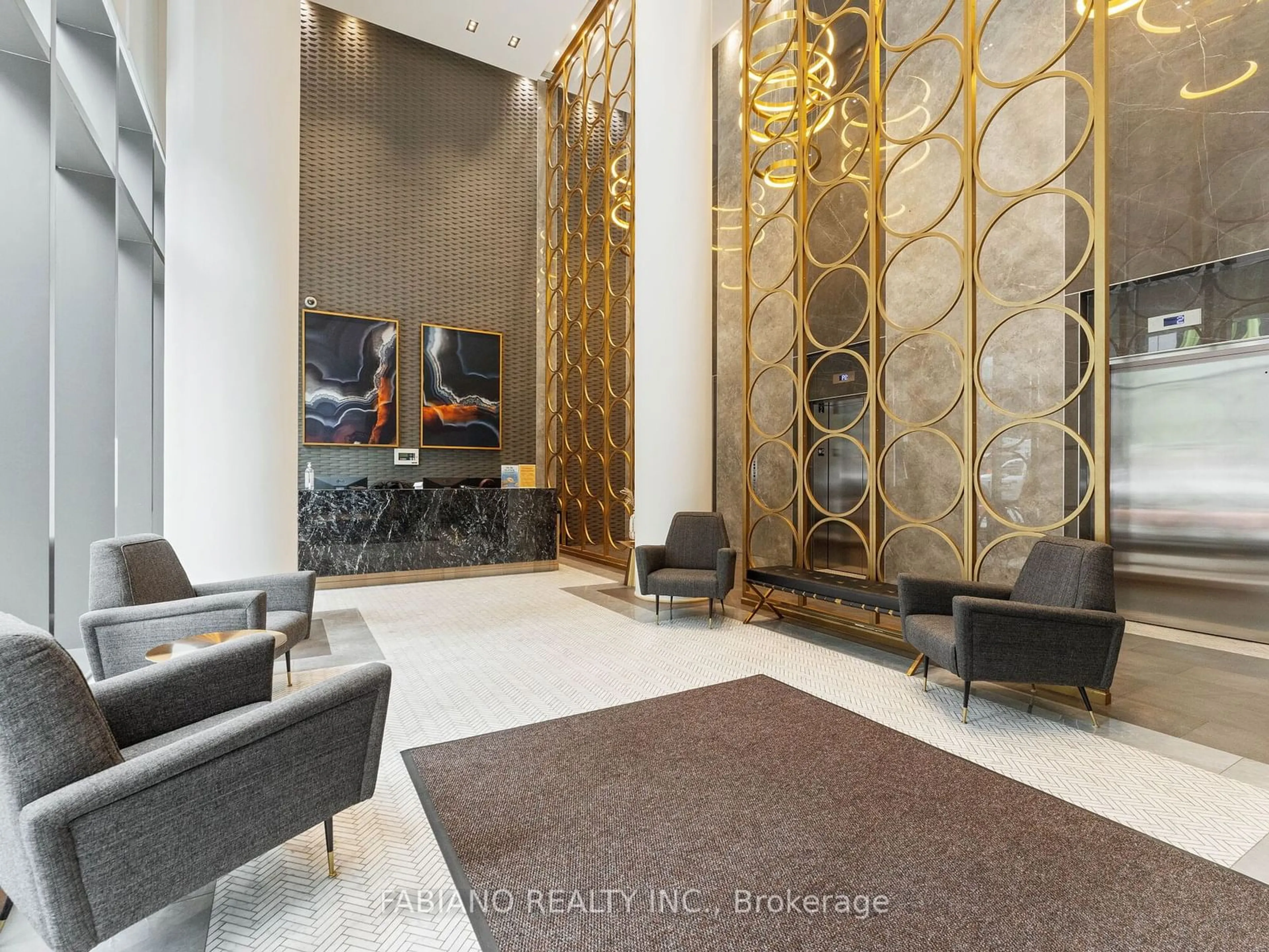 Indoor lobby for 330 Richmond St #1508, Toronto Ontario M5V 1X2