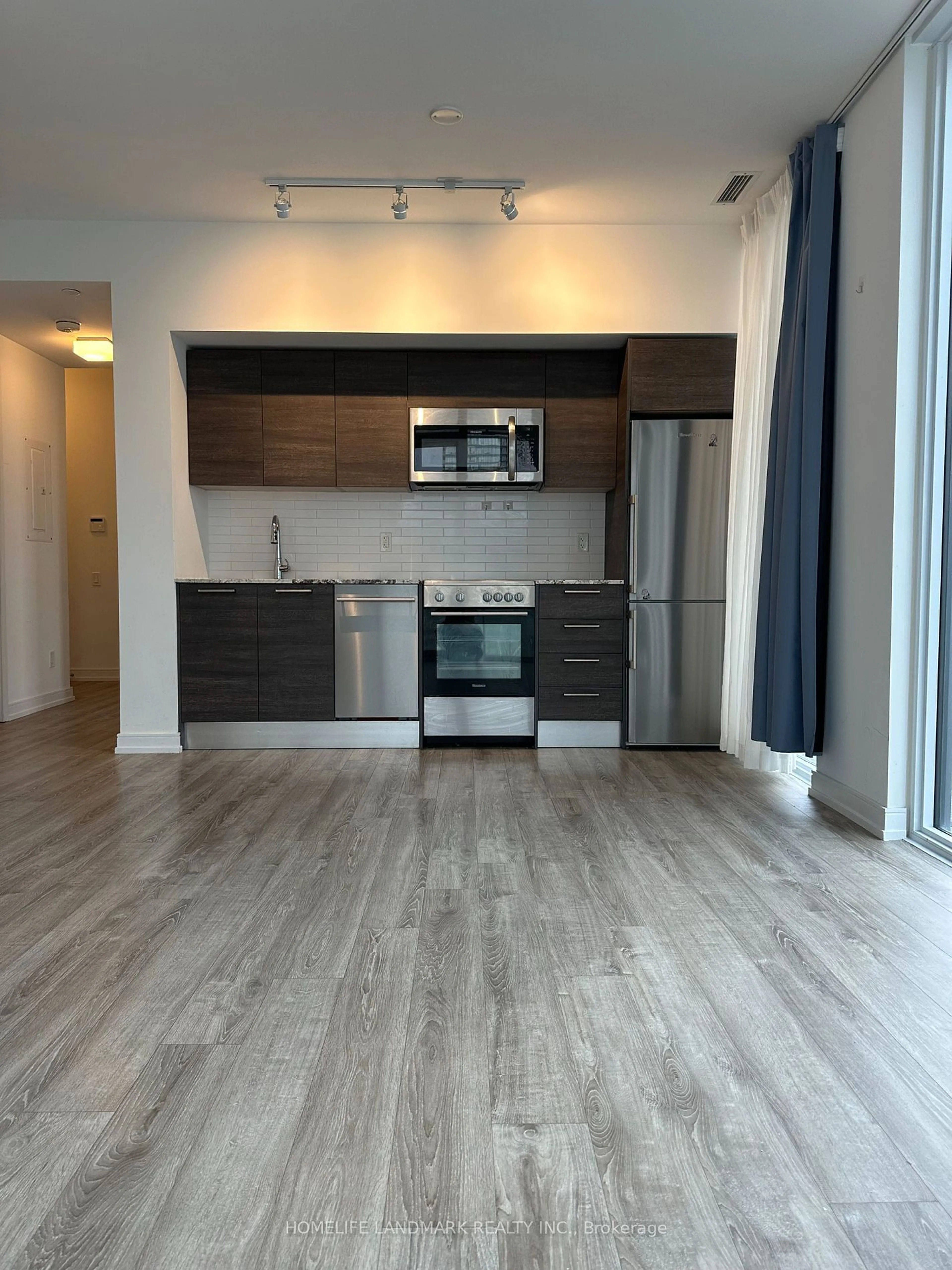 A pic of a room for 28 Wellesley St #3109, Toronto Ontario M4Y 1G3