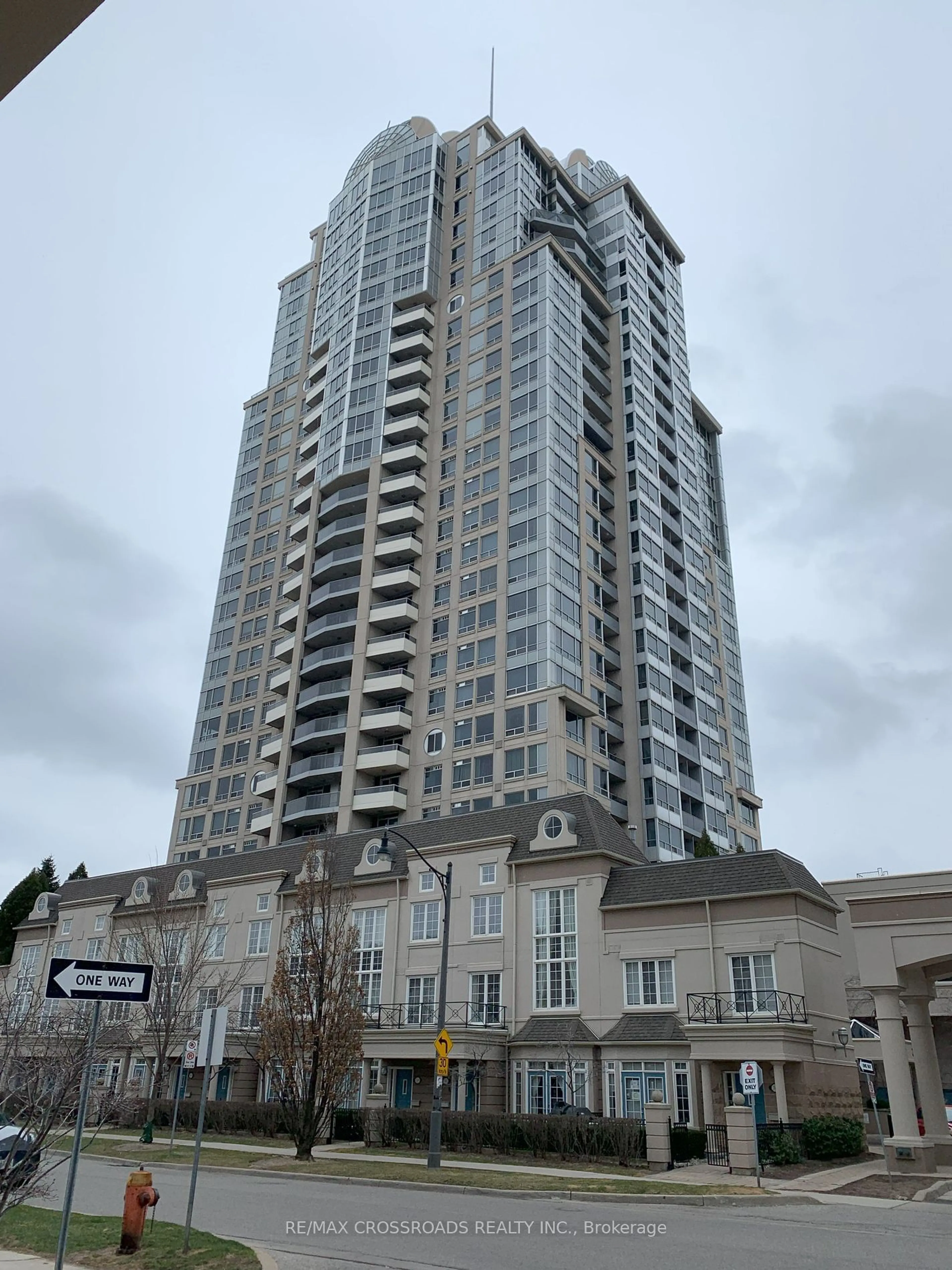 A pic from exterior of the house or condo for 3 Rean Dr #405, Toronto Ontario M2K 3C2