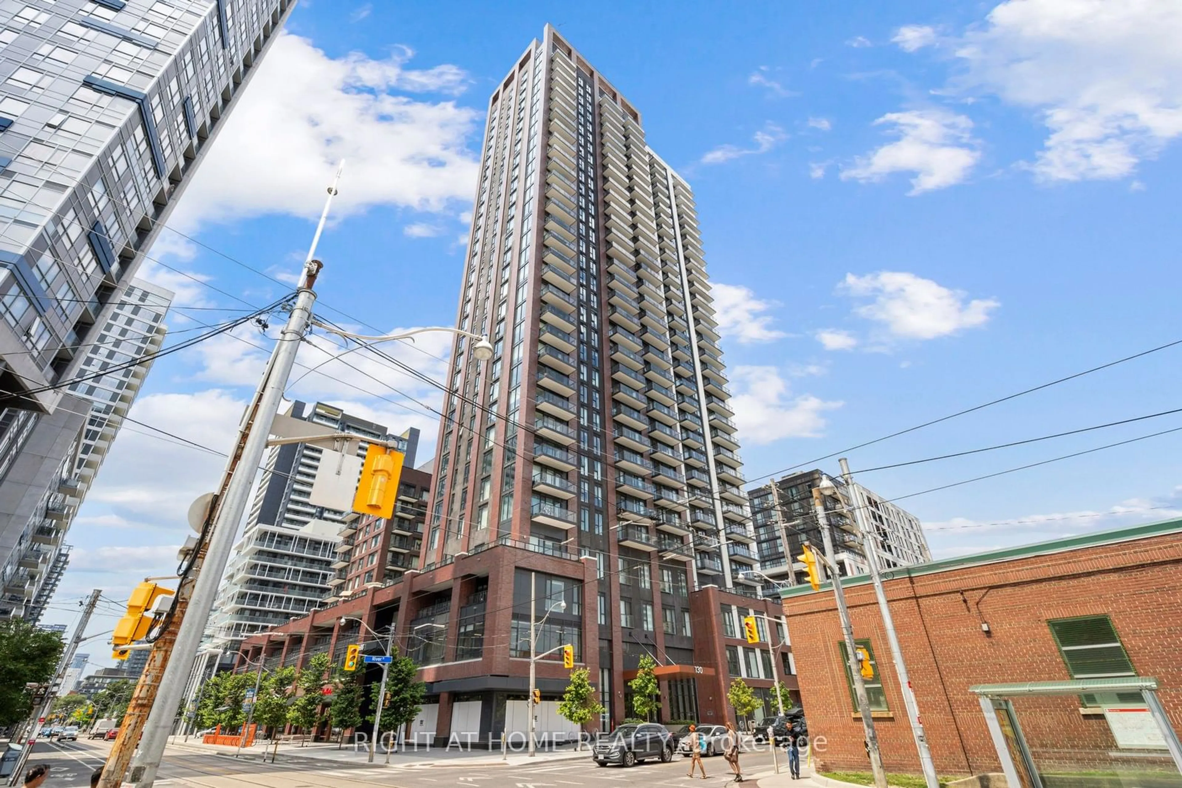 A pic from exterior of the house or condo for 130 River St #3205, Toronto Ontario M5A 0R8