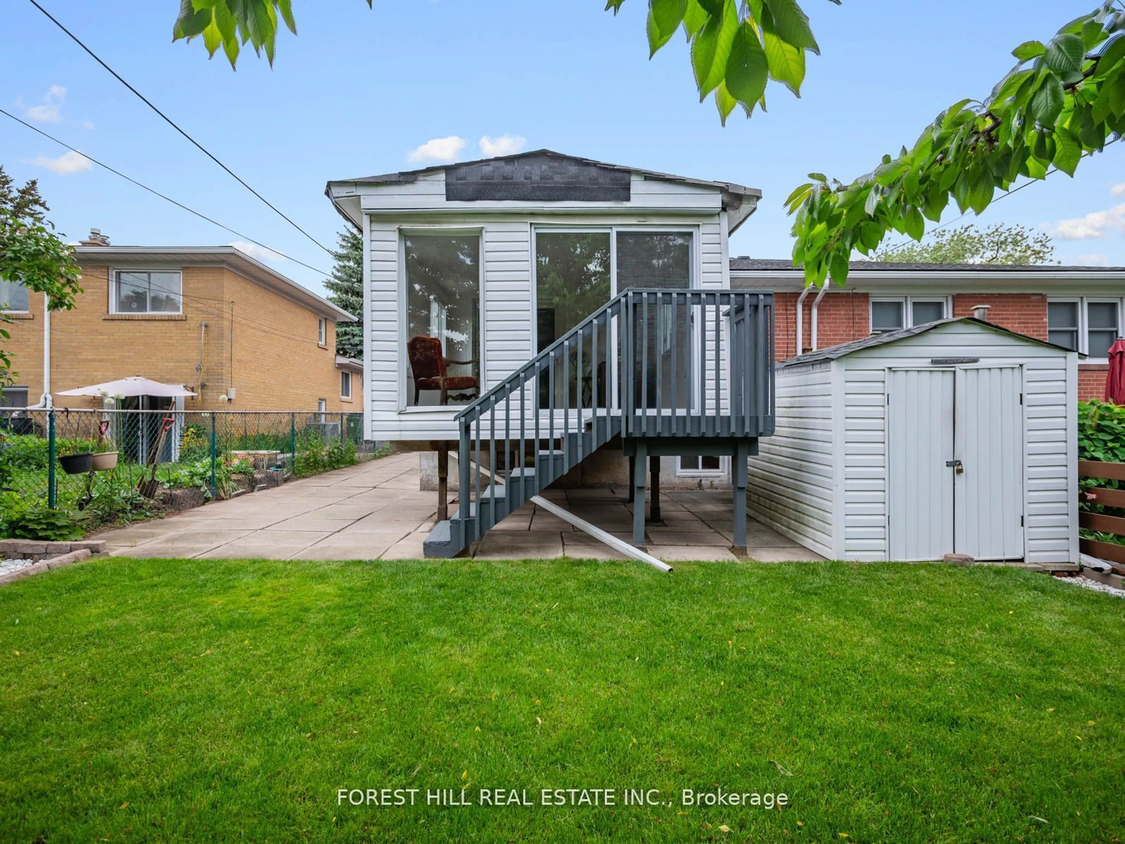 Frontside or backside of a home for 204 Roywood Dr, Toronto Ontario M3A 2E6