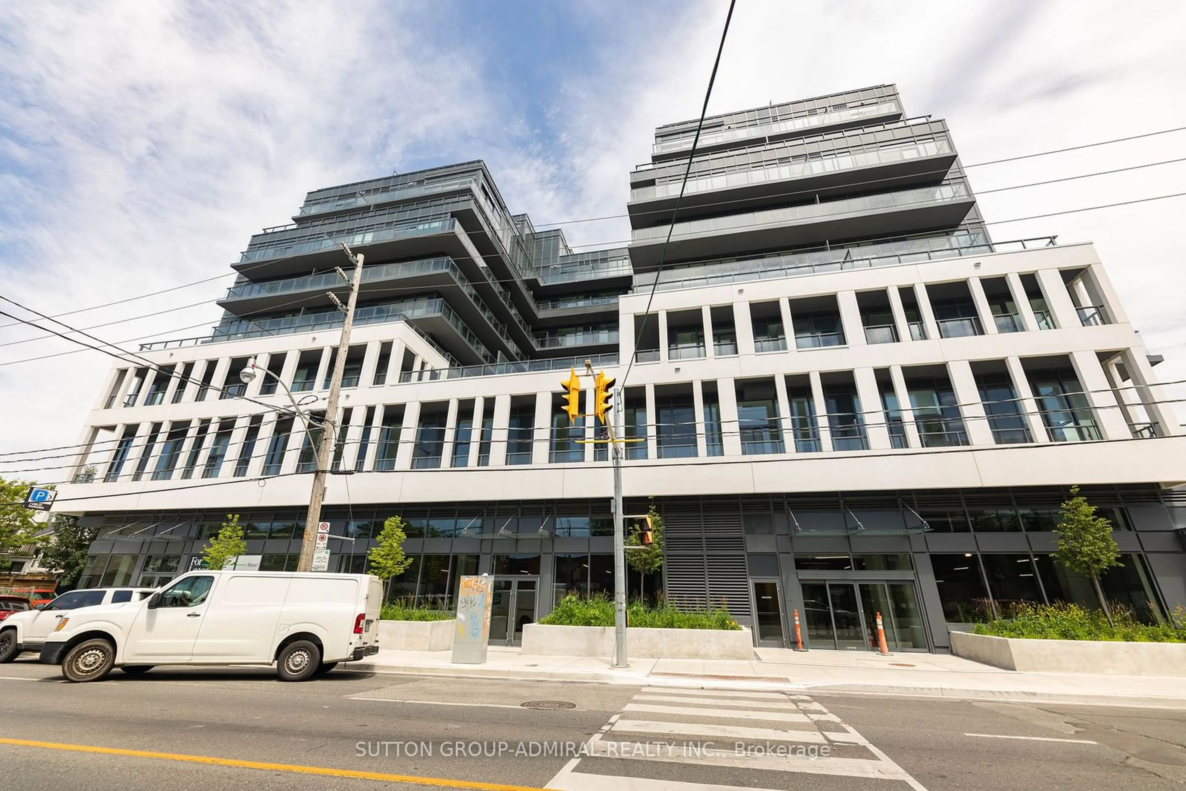 A pic from exterior of the house or condo for 500 Dupont St #808, Toronto Ontario M6G 0B8