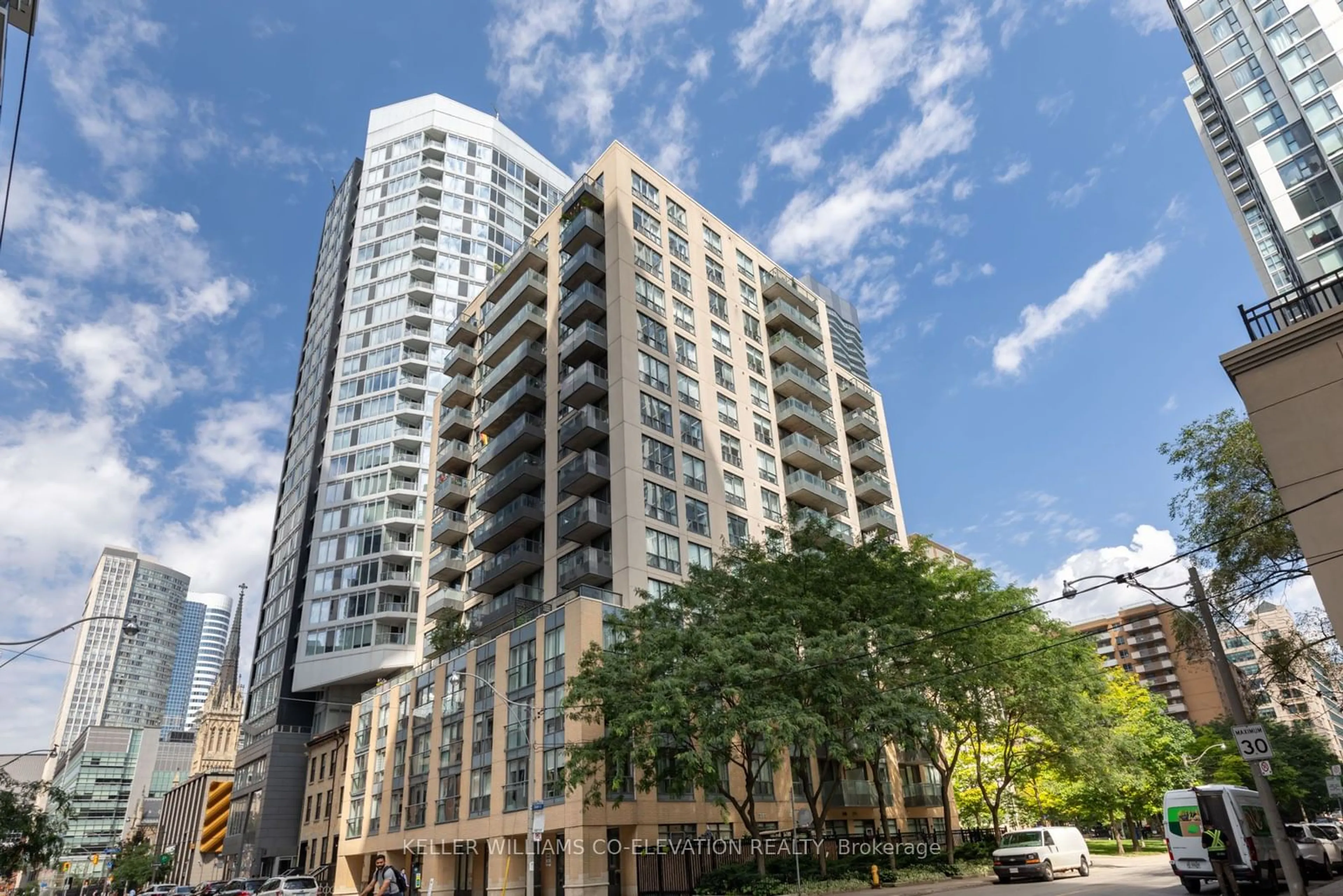A pic from exterior of the house or condo for 76 Shuter St #1306, Toronto Ontario M5B 1B4