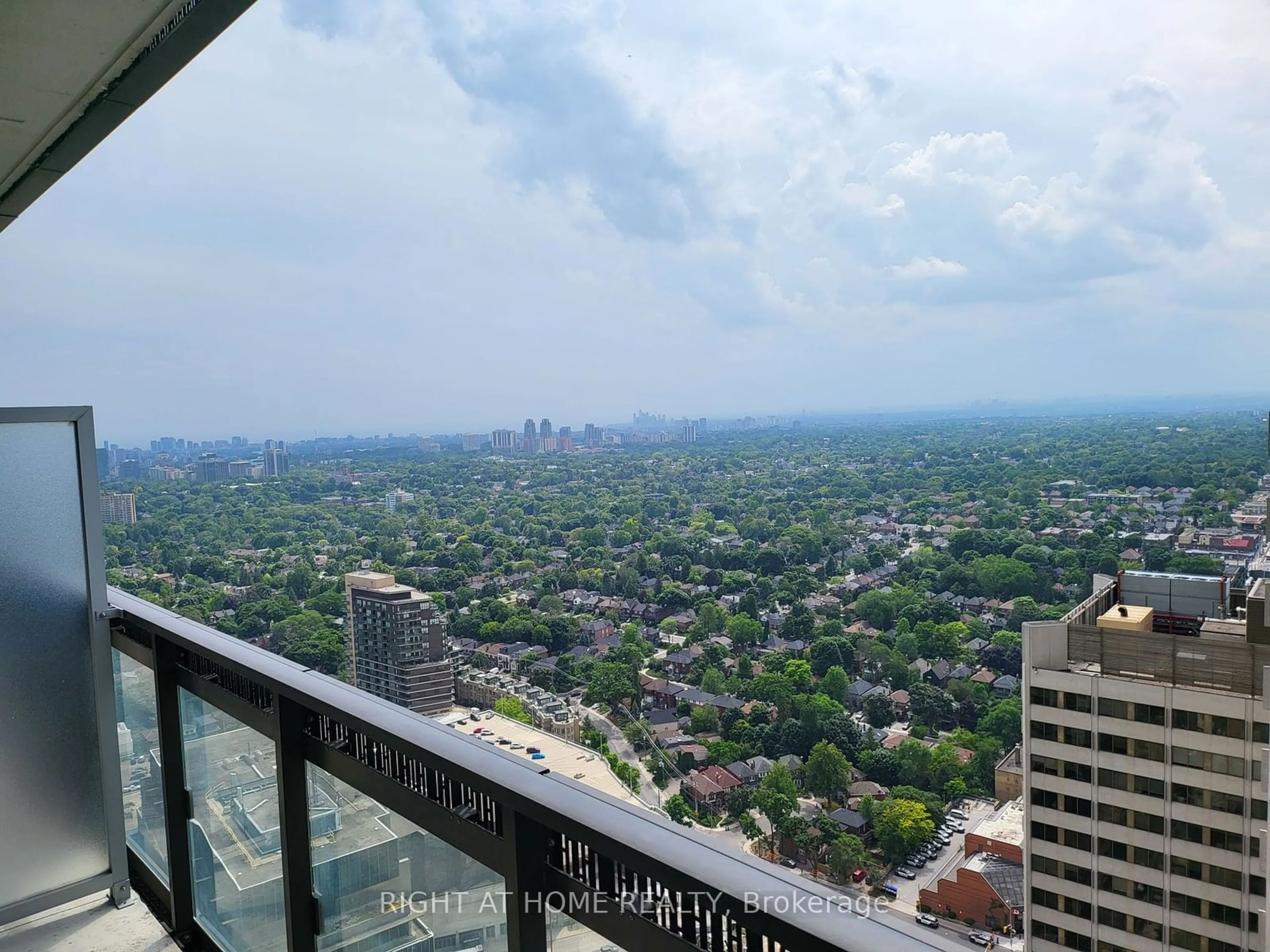 Lakeview for 8 Eglinton Ave #3403, Toronto Ontario M4P 0C1