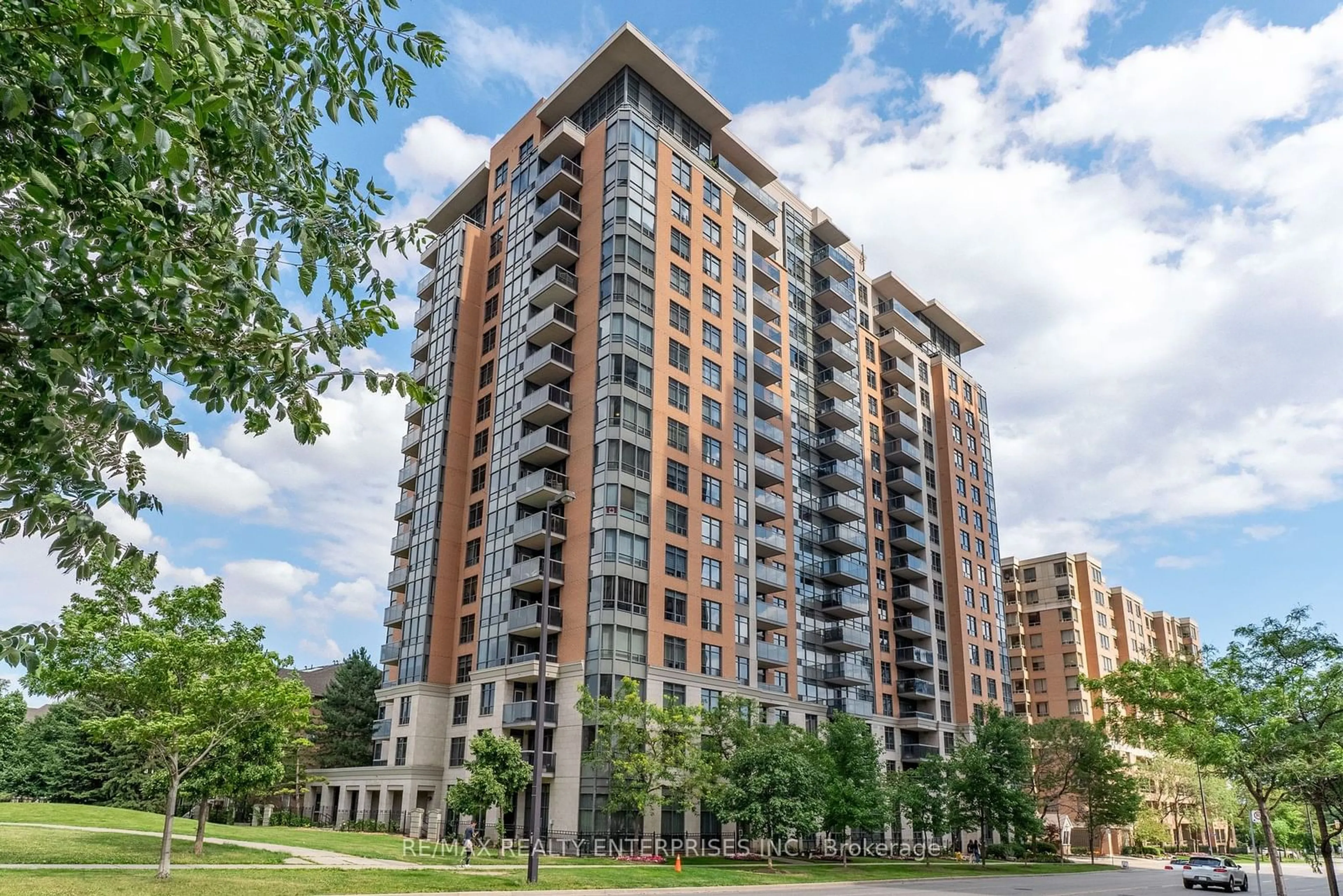 A pic from exterior of the house or condo for 880 Grandview Way #1508, Toronto Ontario M2N 7B2
