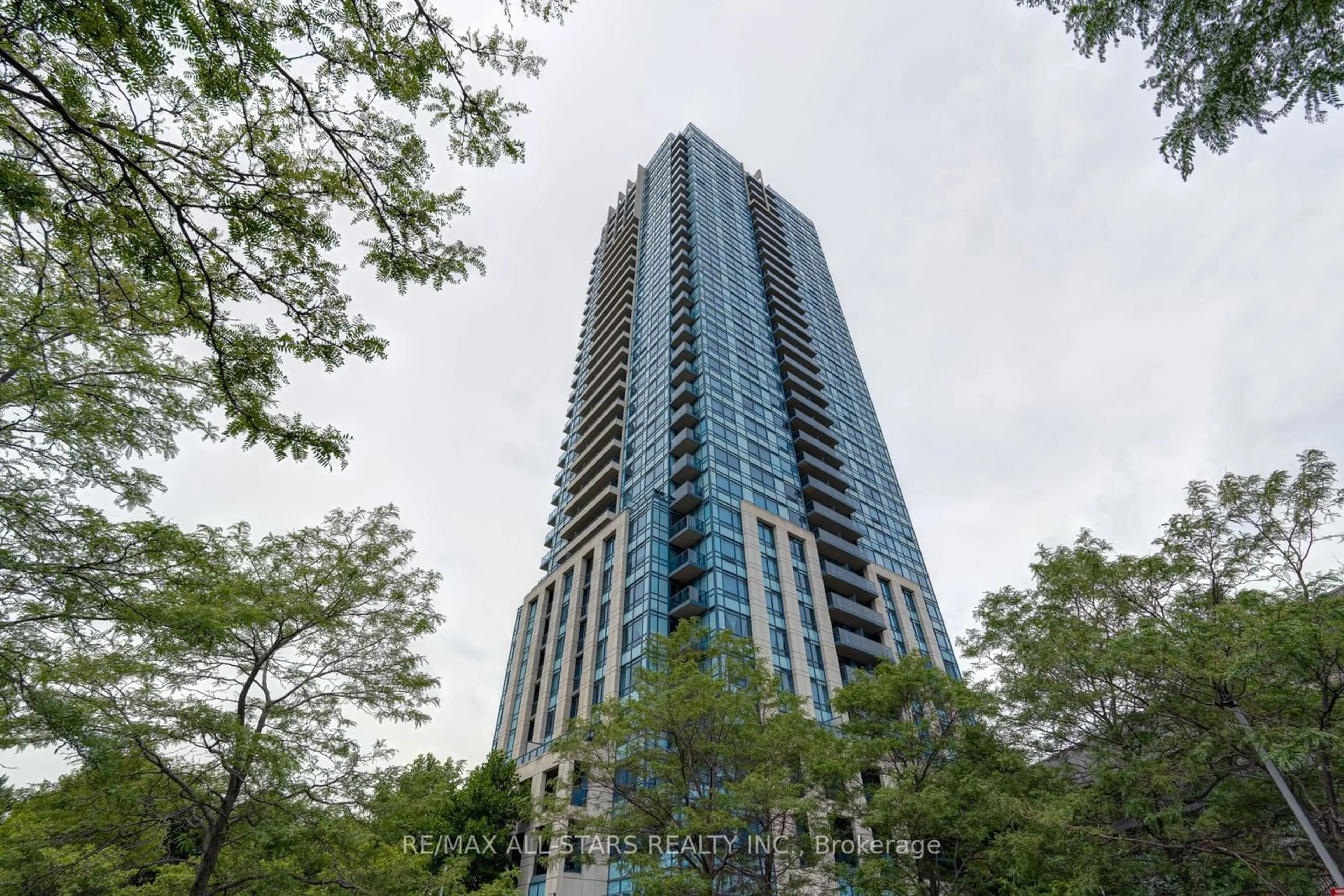 A pic from exterior of the house or condo for 181 Wynford Dr #1102, Toronto Ontario M3C 0C6