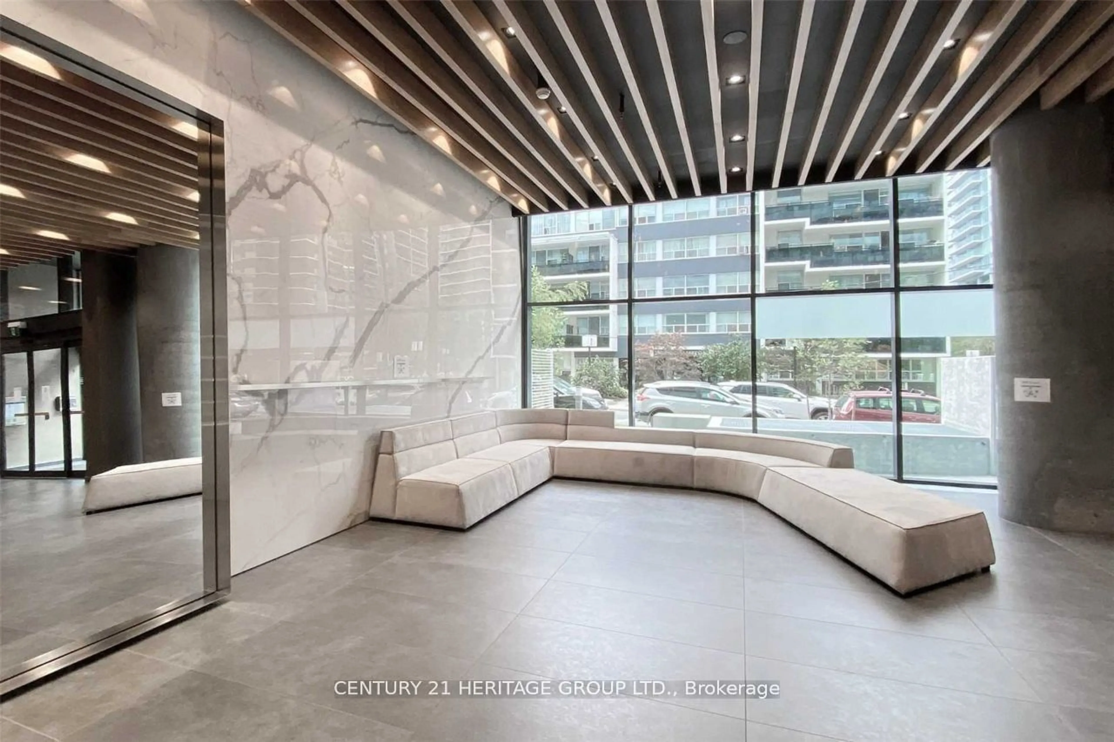 Indoor lobby for 161 Roehampton Ave #3111, Toronto Ontario M4P 0C8