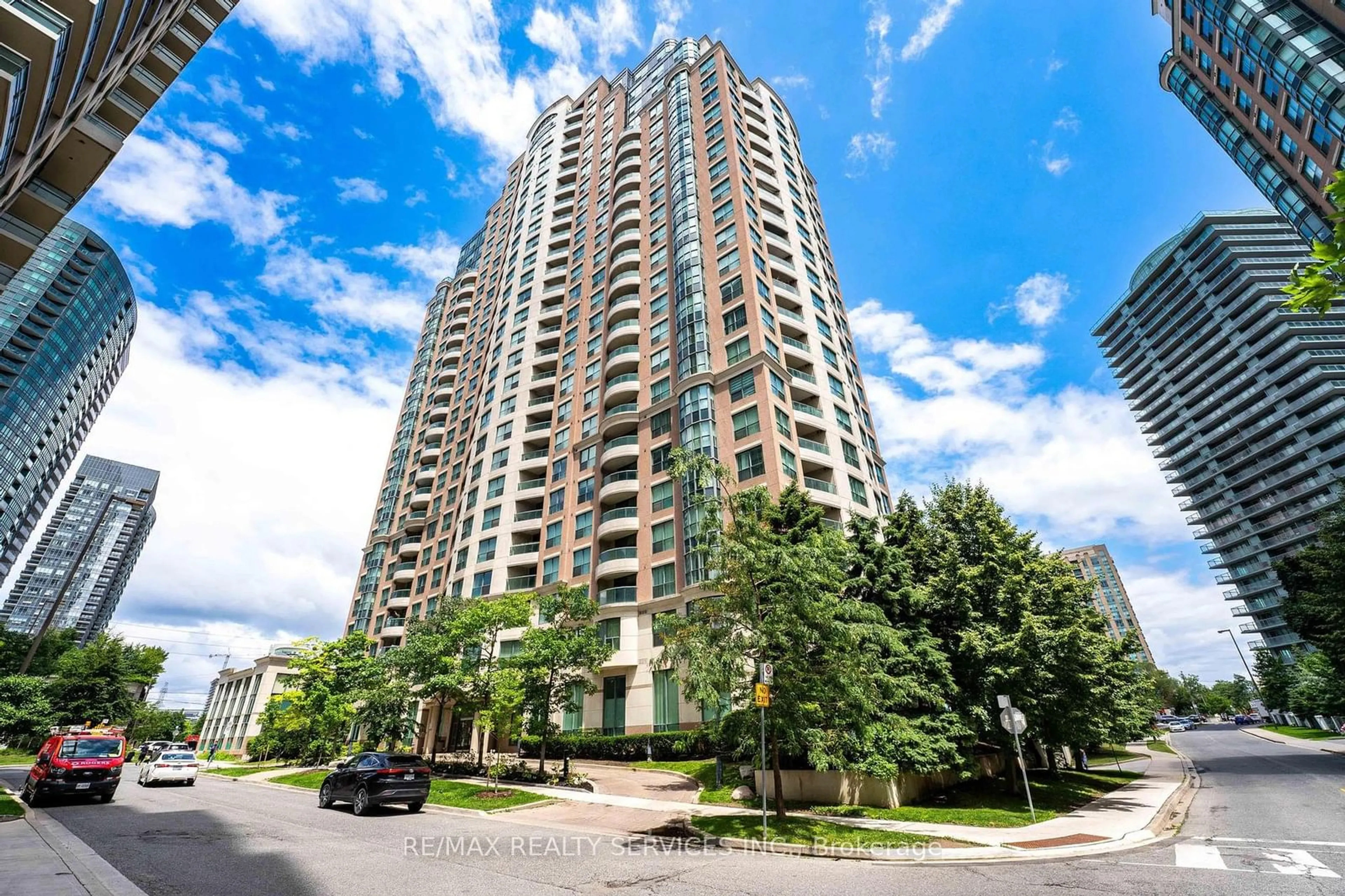 A pic from exterior of the house or condo for 7 Lorraine Dr #1207, Toronto Ontario M2N 7H2