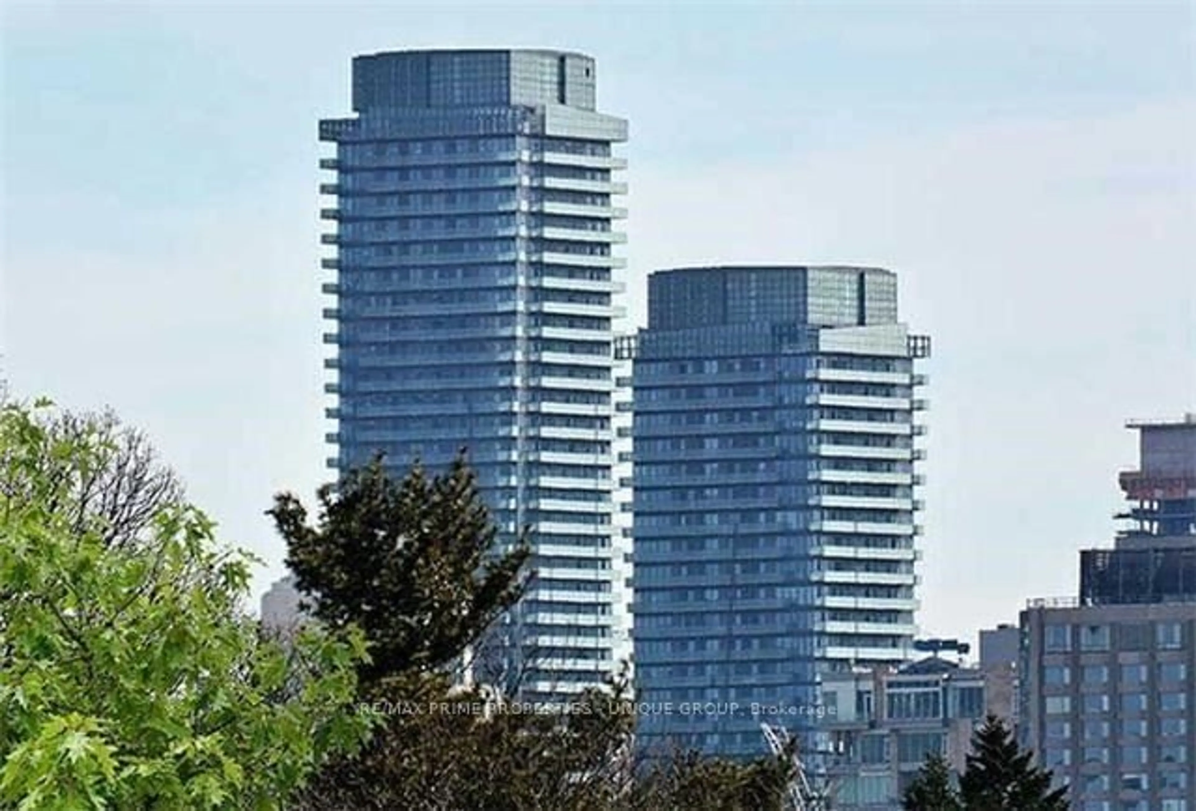 A pic from exterior of the house or condo for 1080 Bay St #3001, Toronto Ontario N5S 0A5