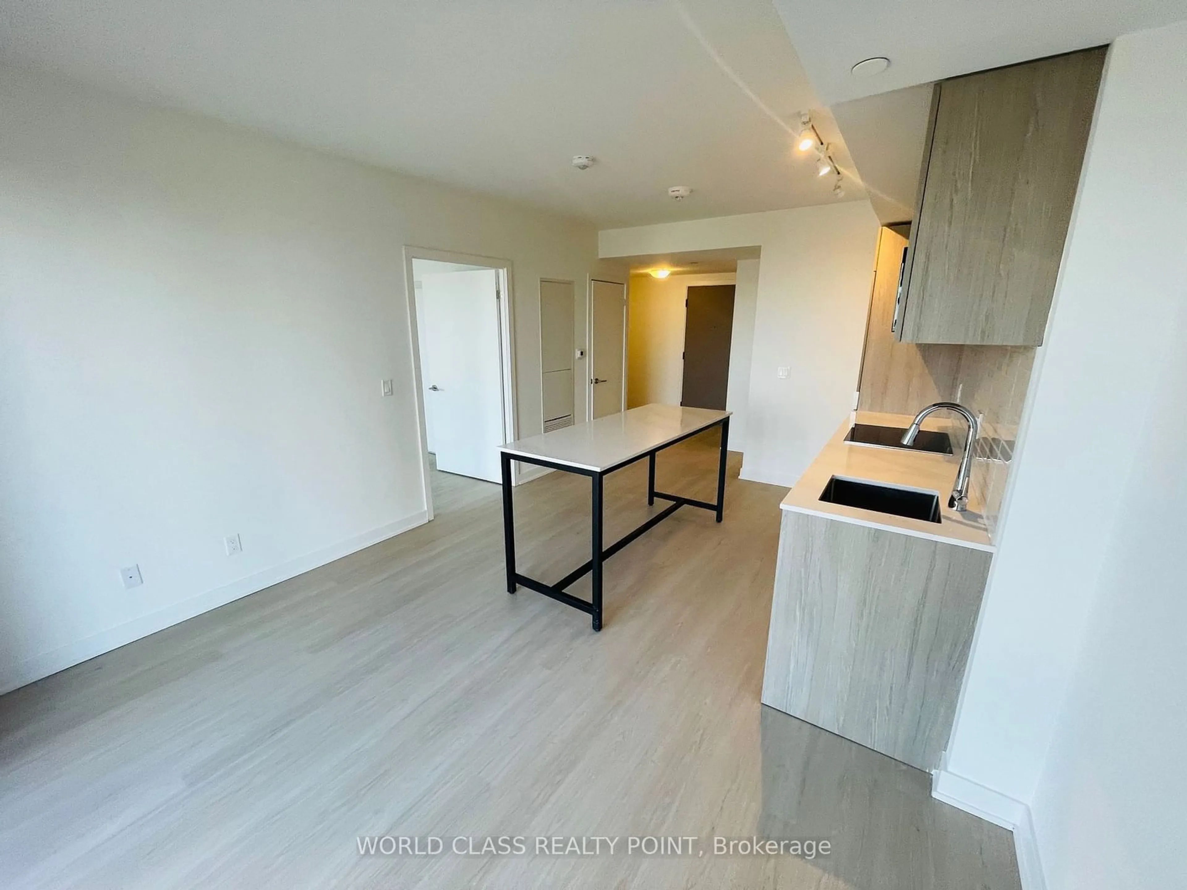A pic of a room for 47 Mutual St #1806, Toronto Ontario M5B 0C6