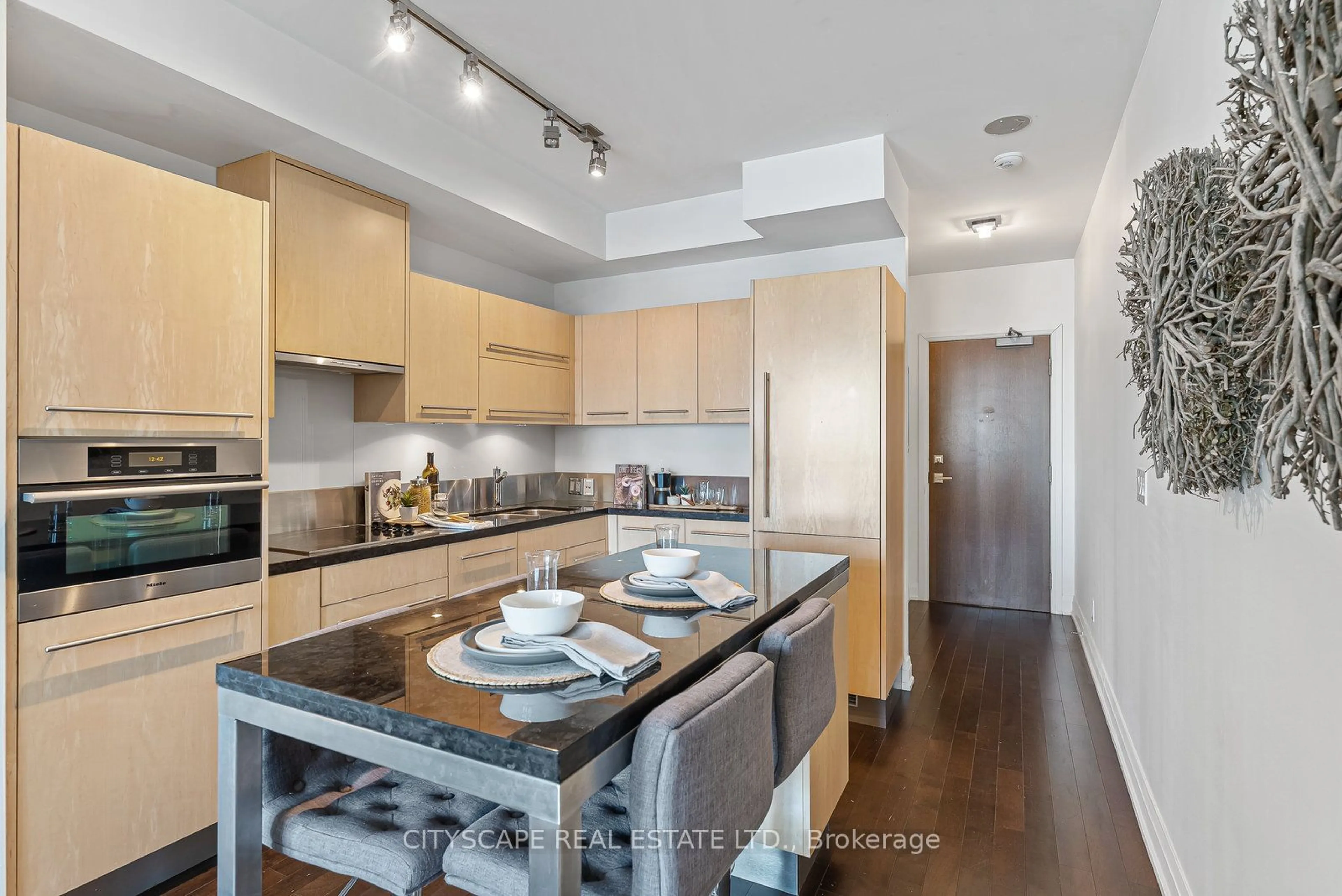 Standard kitchen for 80 John St #2304, Toronto Ontario M5V 3X4