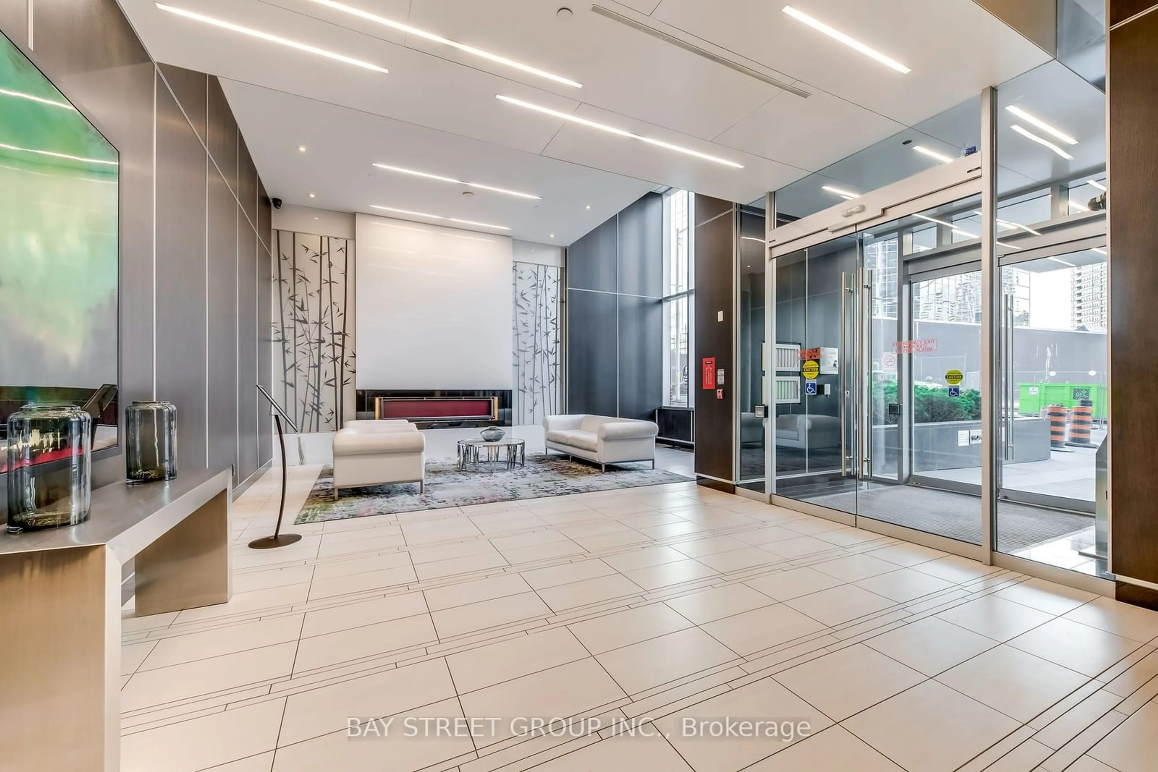 Indoor lobby for 9 Bogert Ave #2603, Toronto Ontario M2N 0H3