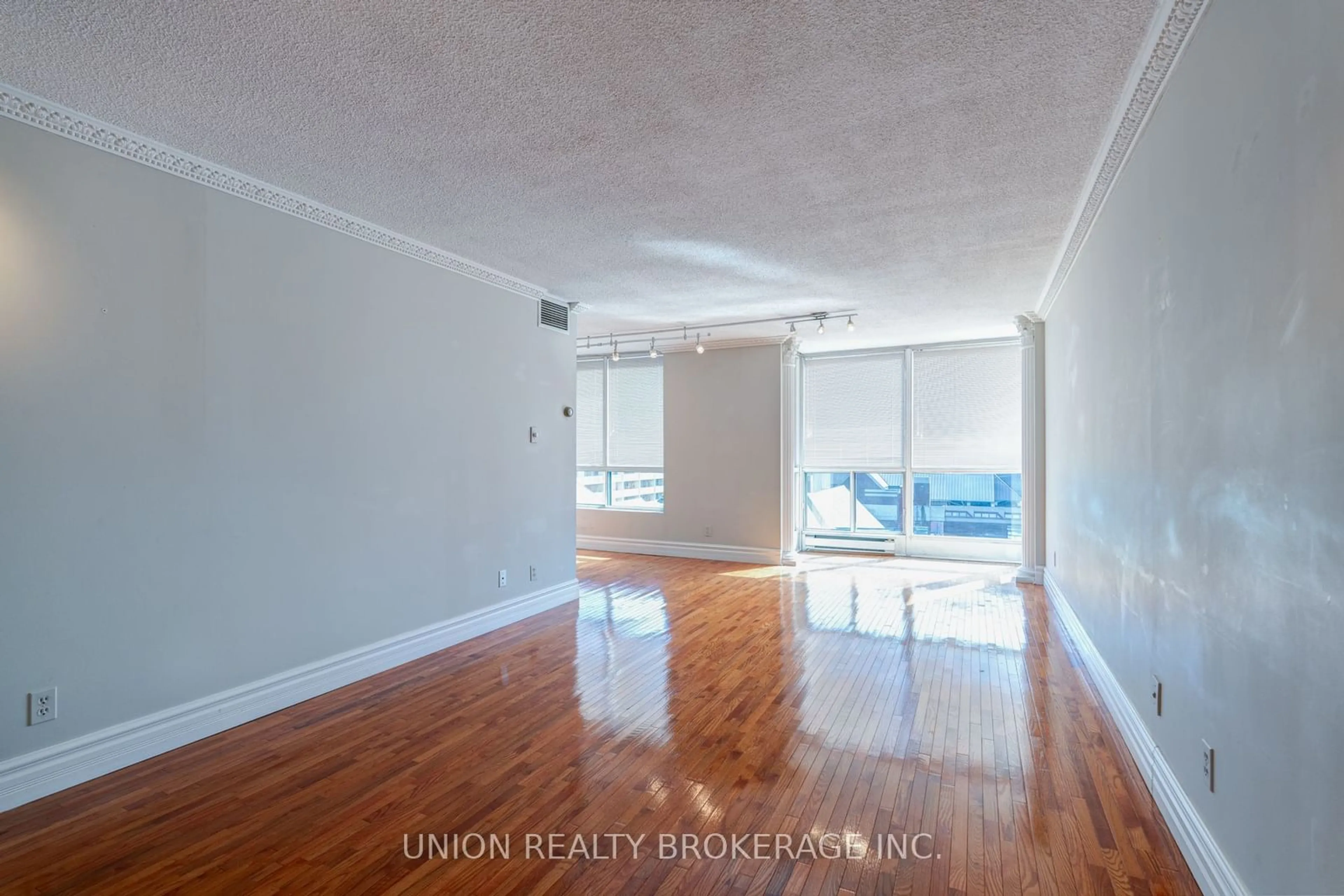 A pic of a room for 95 Prince Arthur Ave #622, Toronto Ontario M5R 3P6