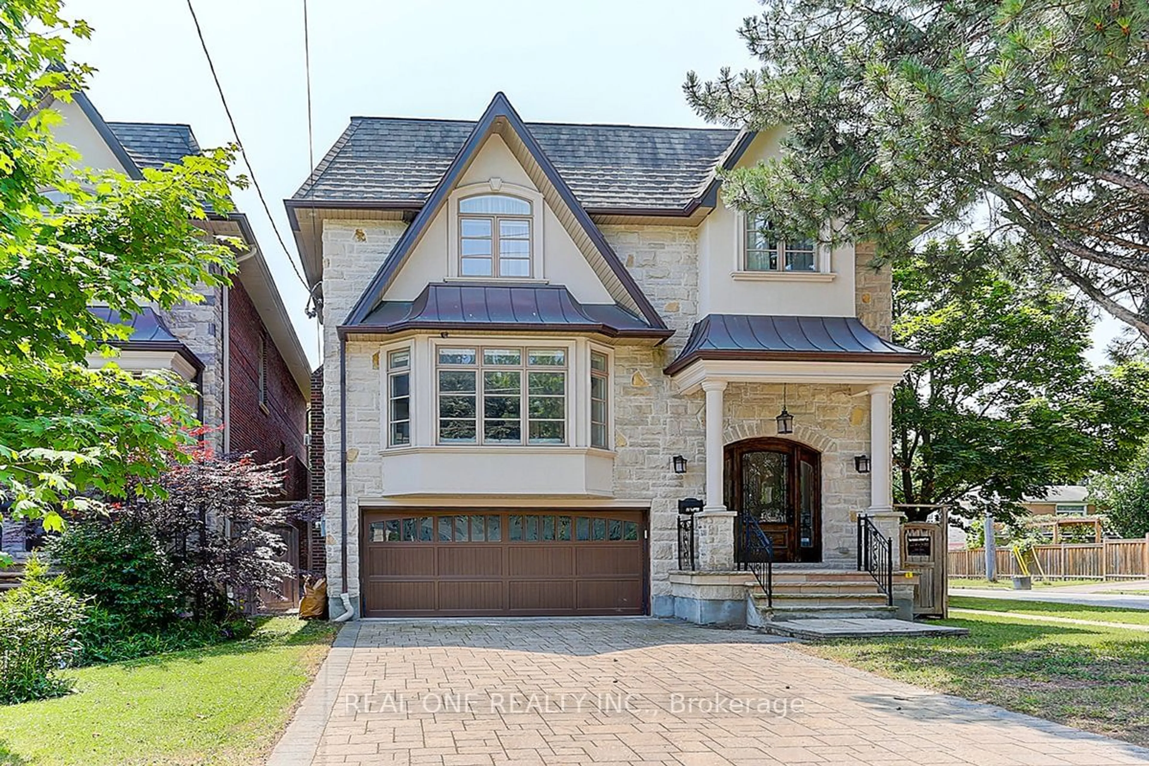 Home with brick exterior material for 297 Churchill Ave, Toronto Ontario M2R 1E5