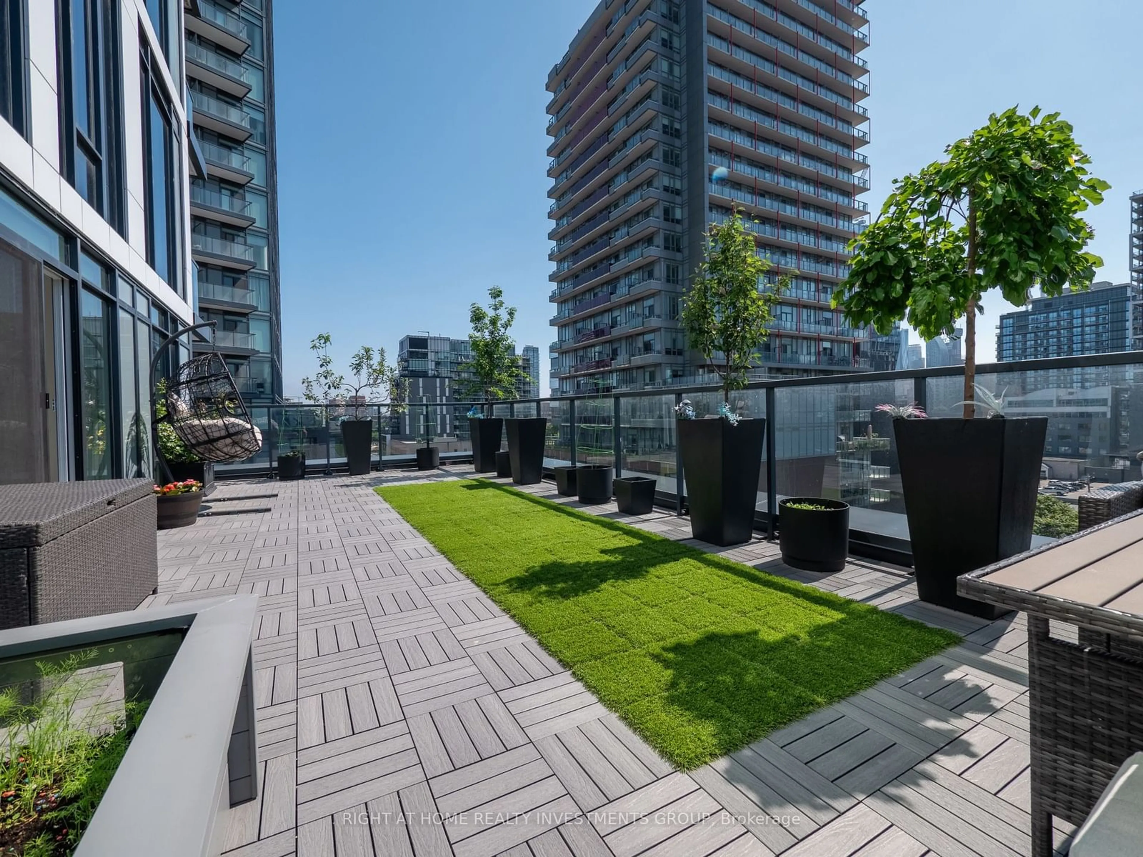 Patio for 50 Power St #623, Toronto Ontario M5A 0V3