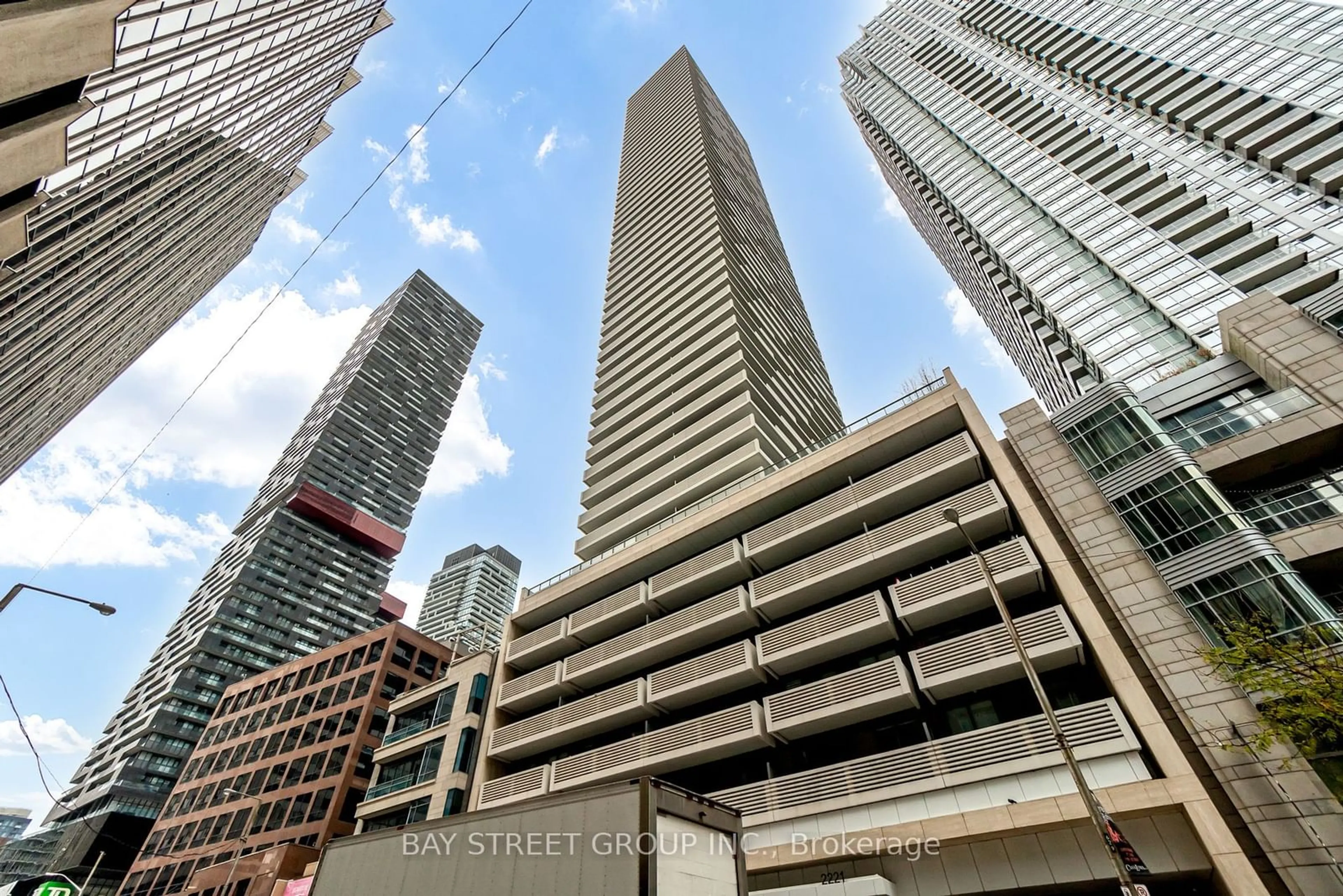 A pic from exterior of the house or condo for 2221 Yonge St #4206, Toronto Ontario M4S 2B4