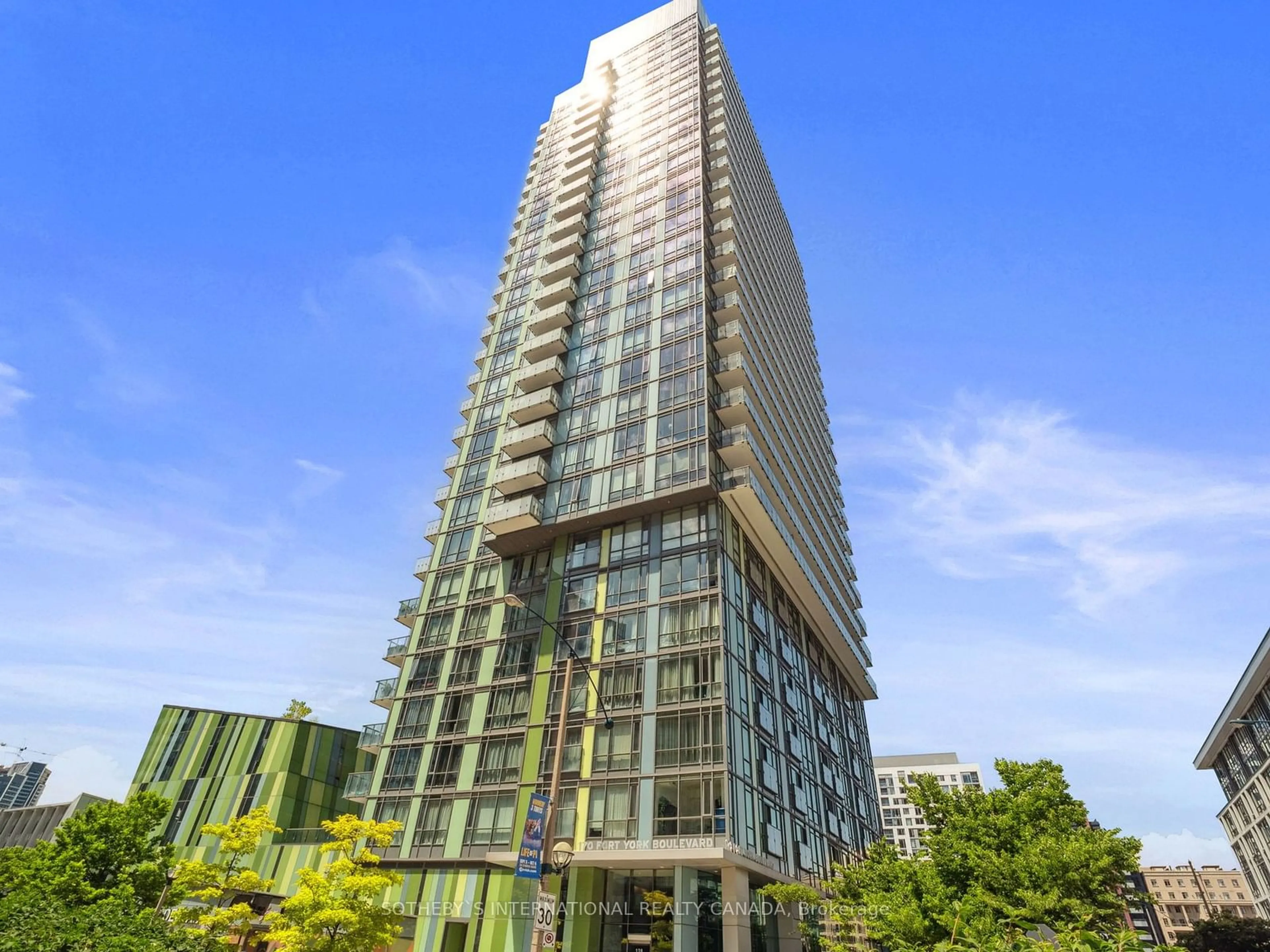A pic from exterior of the house or condo for 170 Fort York Blvd #2405, Toronto Ontario M5V 0E6