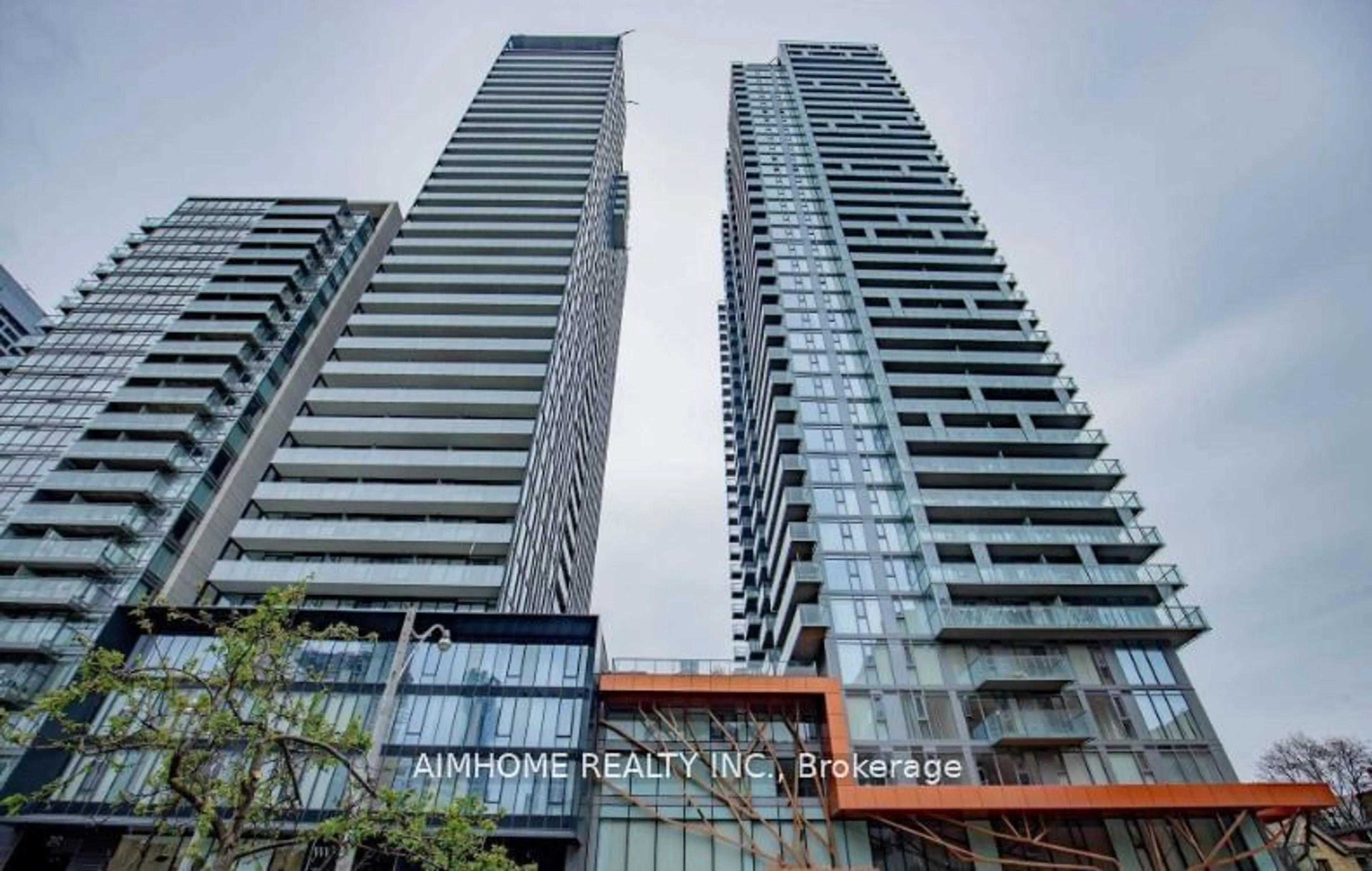 A pic from exterior of the house or condo for 50 Wellesley St #1511, Toronto Ontario M4Y 0C8