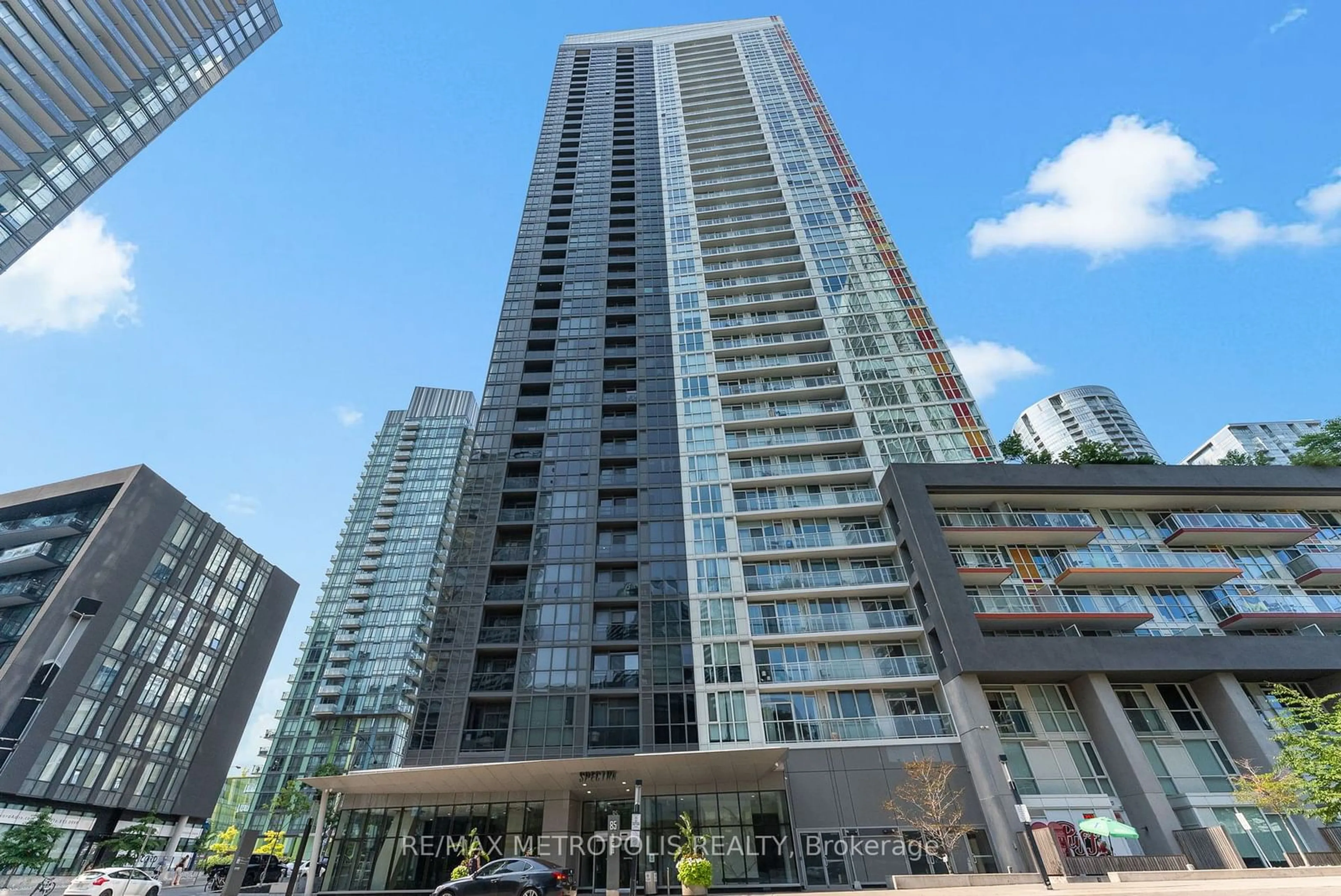 A pic from exterior of the house or condo for 85 Queens Wharf Rd #702, Toronto Ontario M5V 0J9