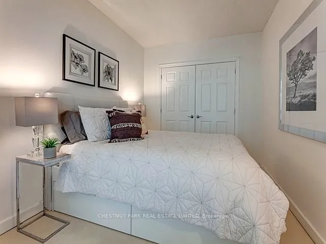 Additional property image - 350 Wellington St Unit 319