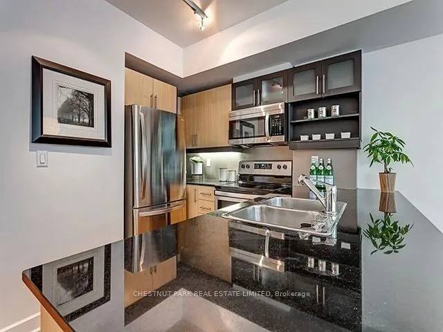 Additional property image - 350 Wellington St Unit 319