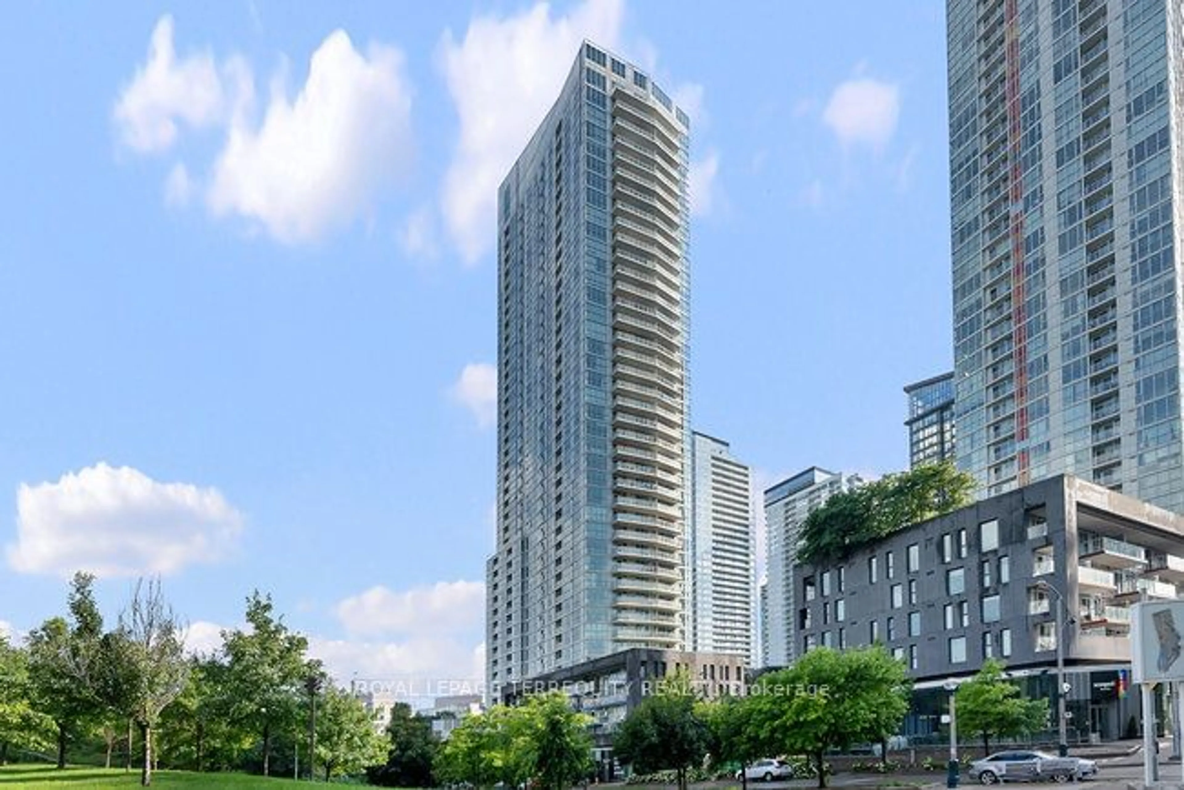 A pic from exterior of the house or condo for 75 Queens Wharf Rd #1802, Toronto Ontario M5V 0J8