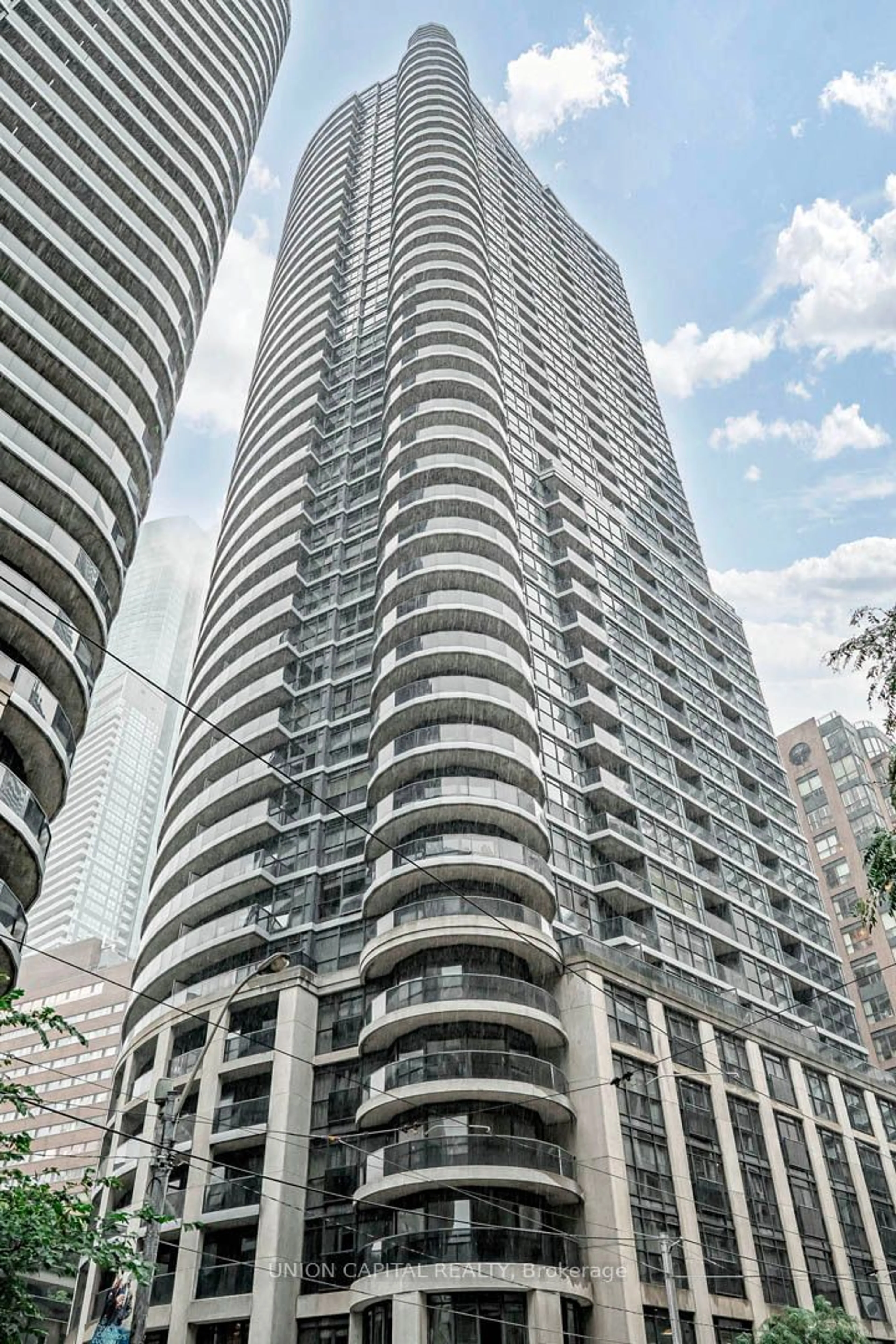 A pic from exterior of the house or condo for 21 Carlton St #2504, Toronto Ontario M5B 1L2