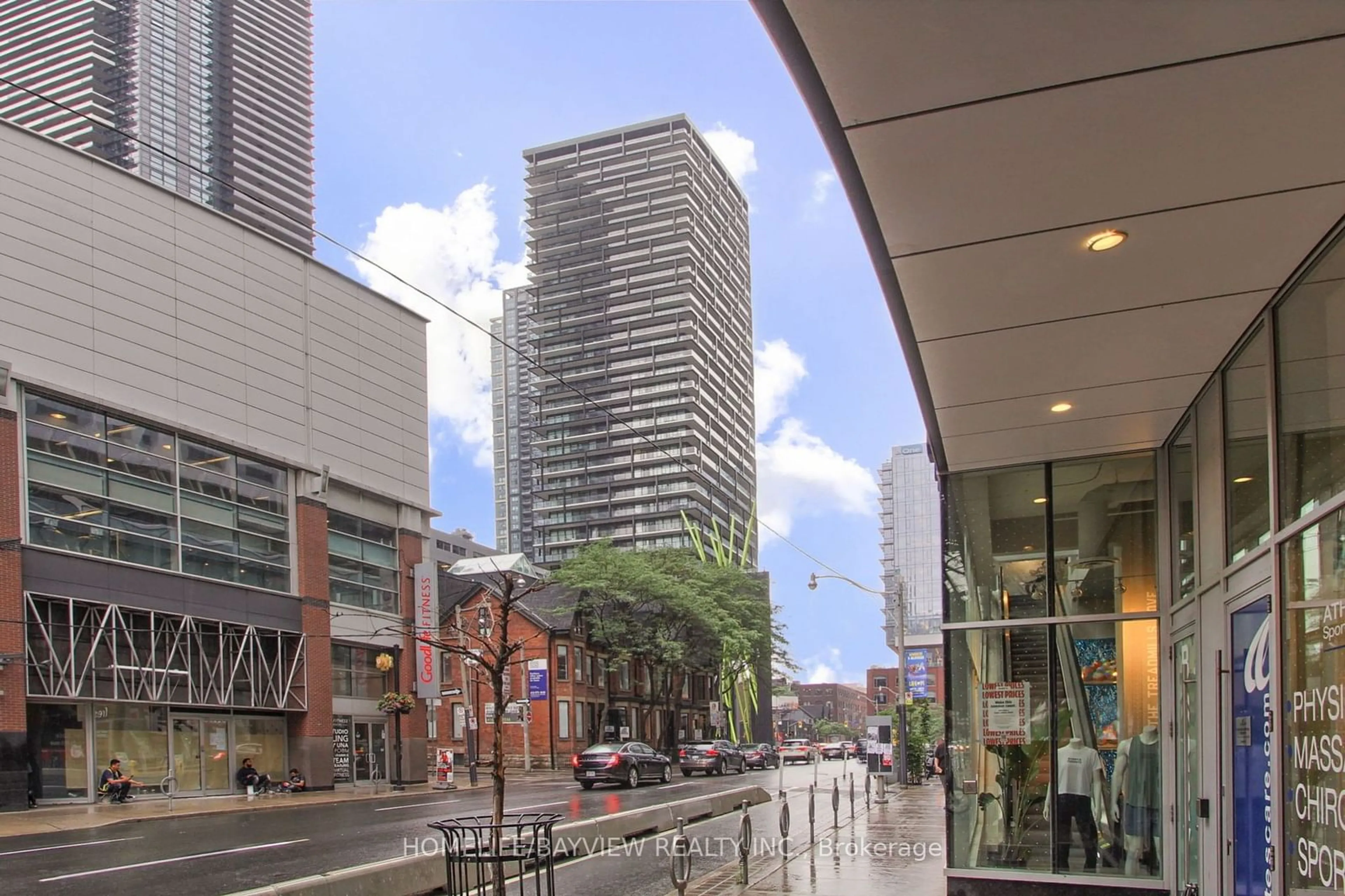 Street view for 125 Peter St #2512, Toronto Ontario M5V 0M2