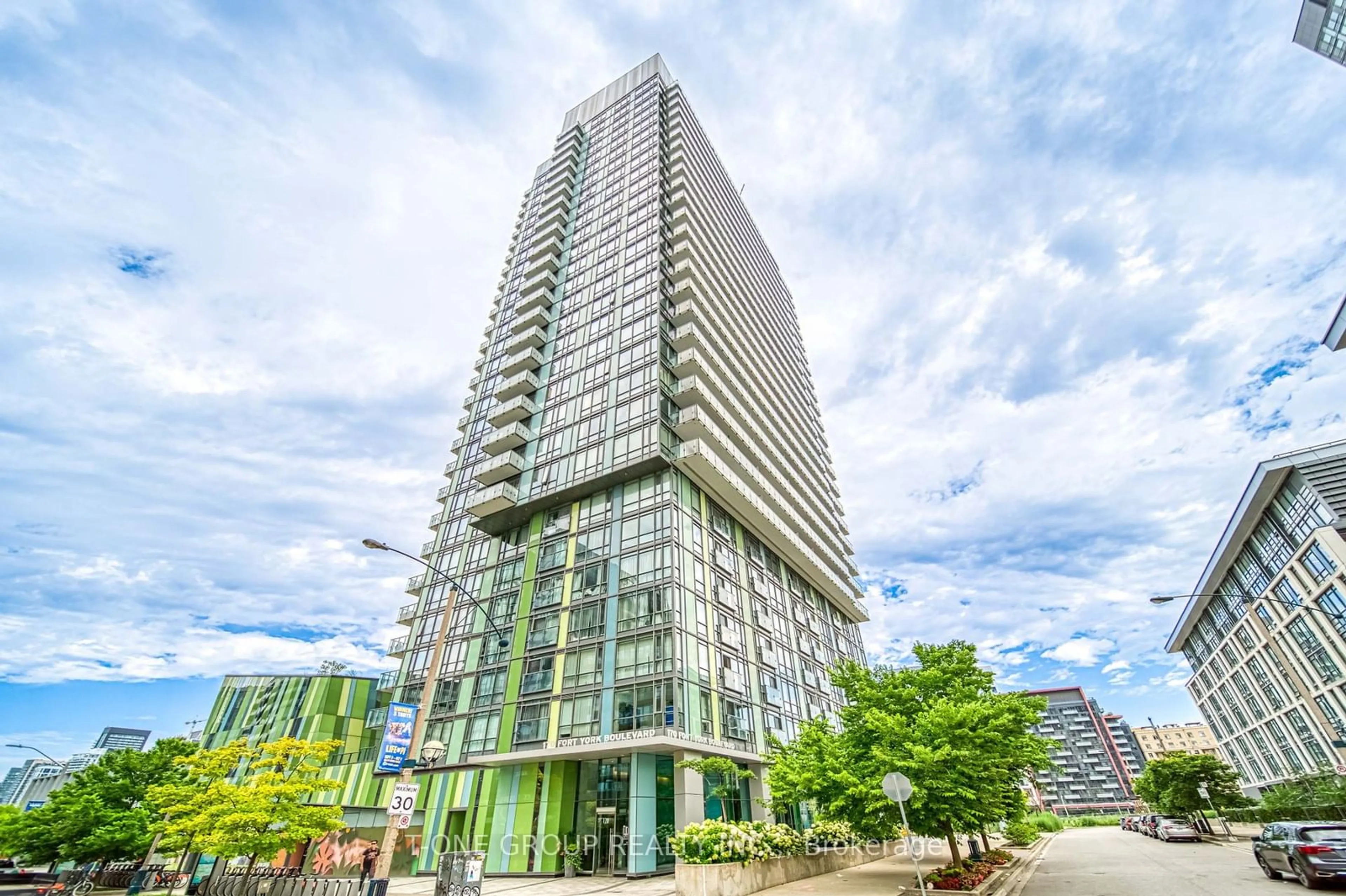 A pic from exterior of the house or condo for 170 Fort York Blvd #1109, Toronto Ontario M5V 0E6