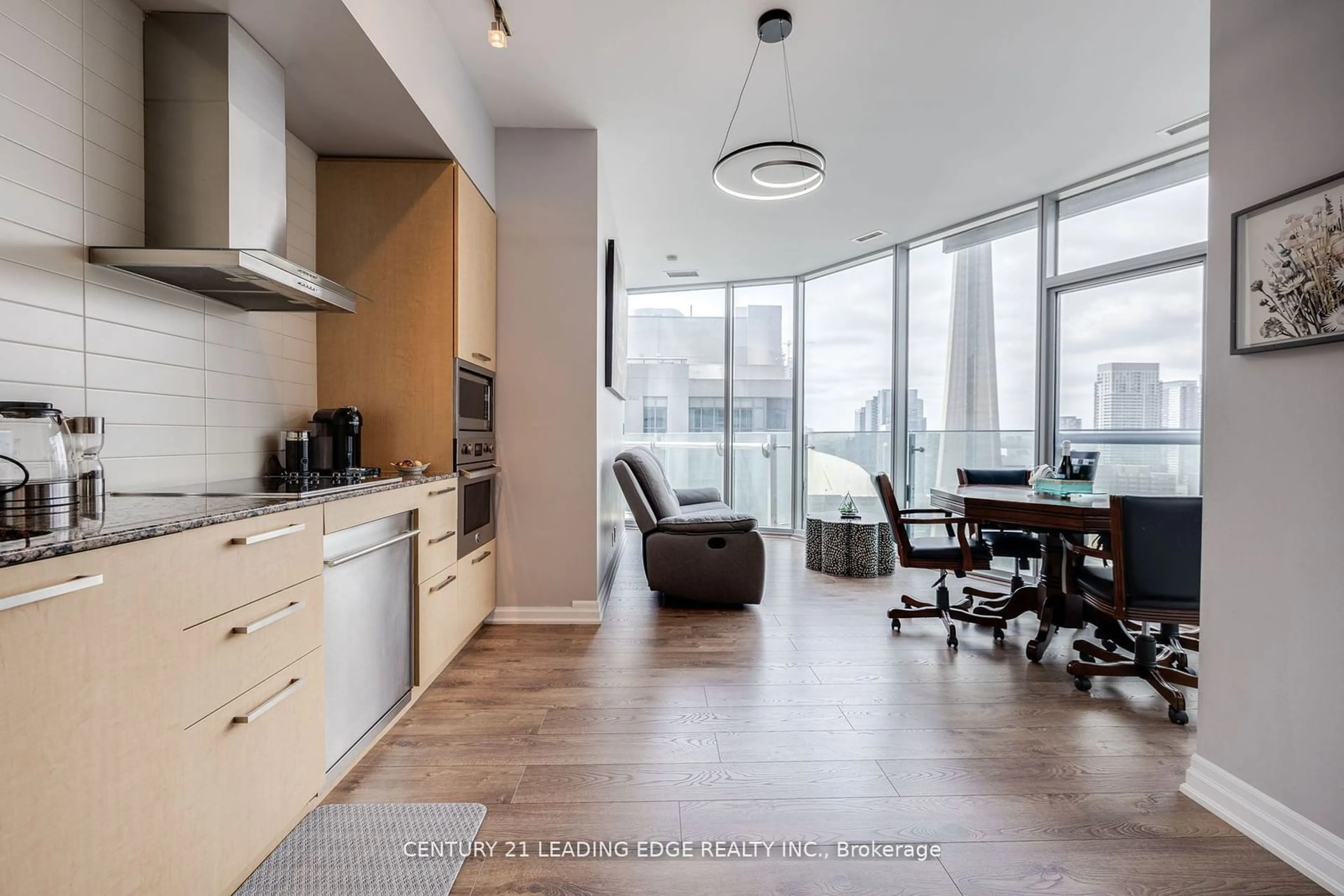 Contemporary kitchen for 12 YORK St #2907, Toronto Ontario M5J 0A9