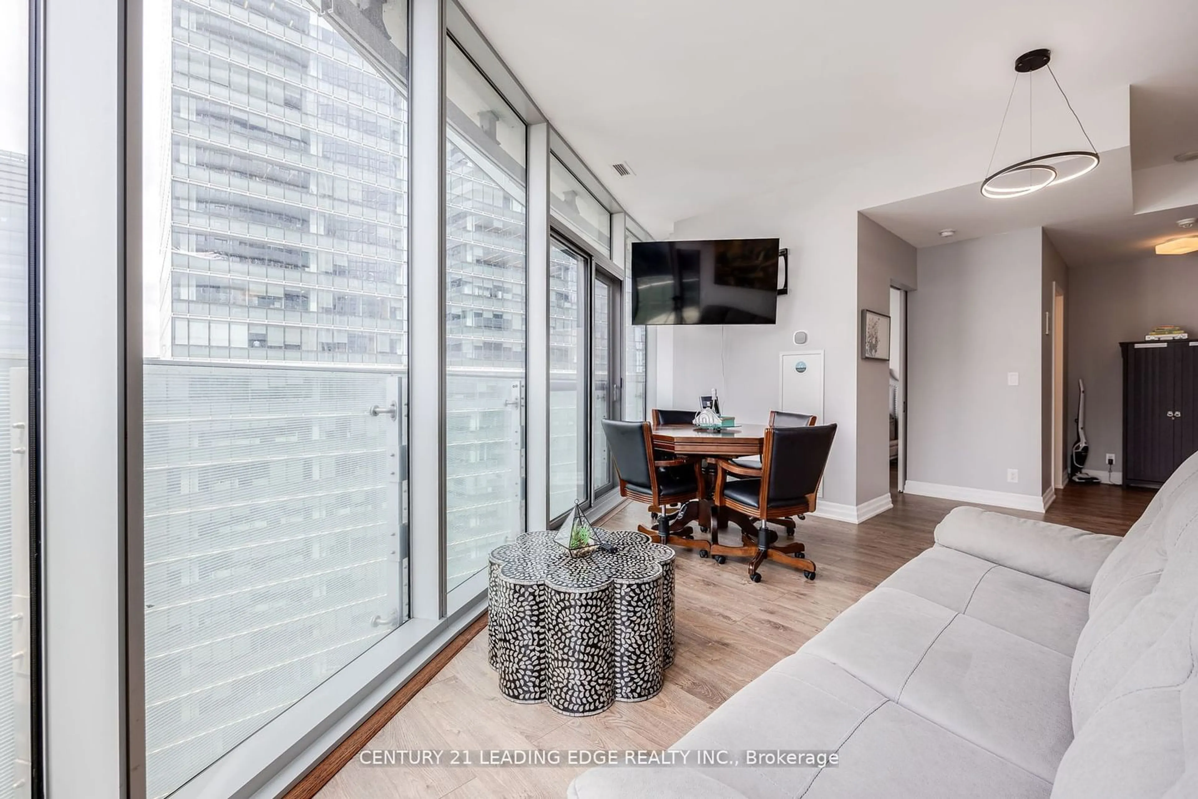 Other indoor space for 12 YORK St #2907, Toronto Ontario M5J 0A9