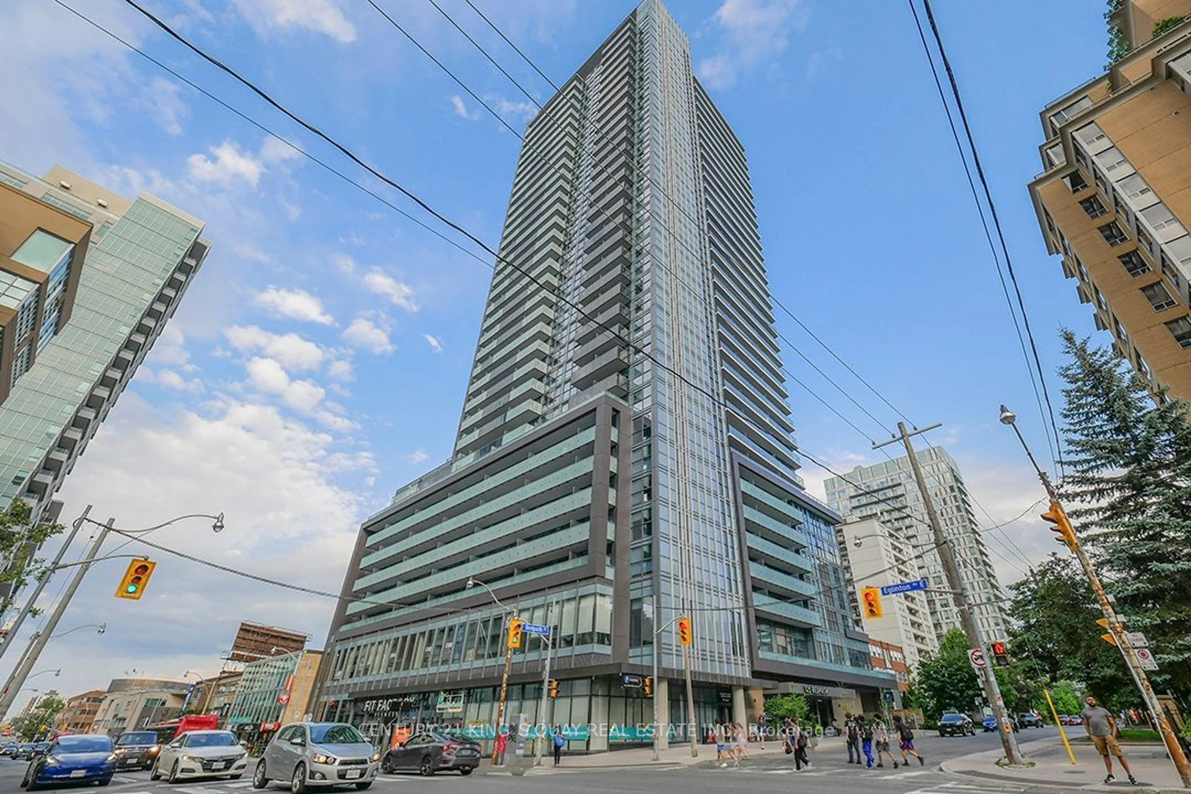 A pic from exterior of the house or condo for 125 Redpath Ave #908, Toronto Ontario M4S 0B5