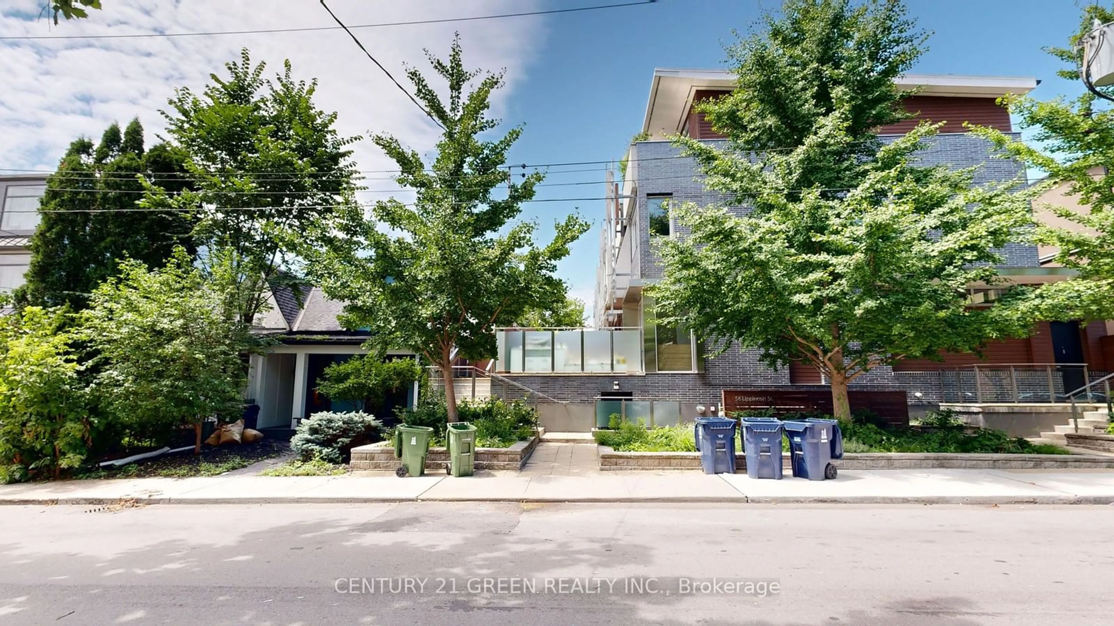 A pic from exterior of the house or condo for 56 Lippincott St #8, Toronto Ontario M5T 2R5