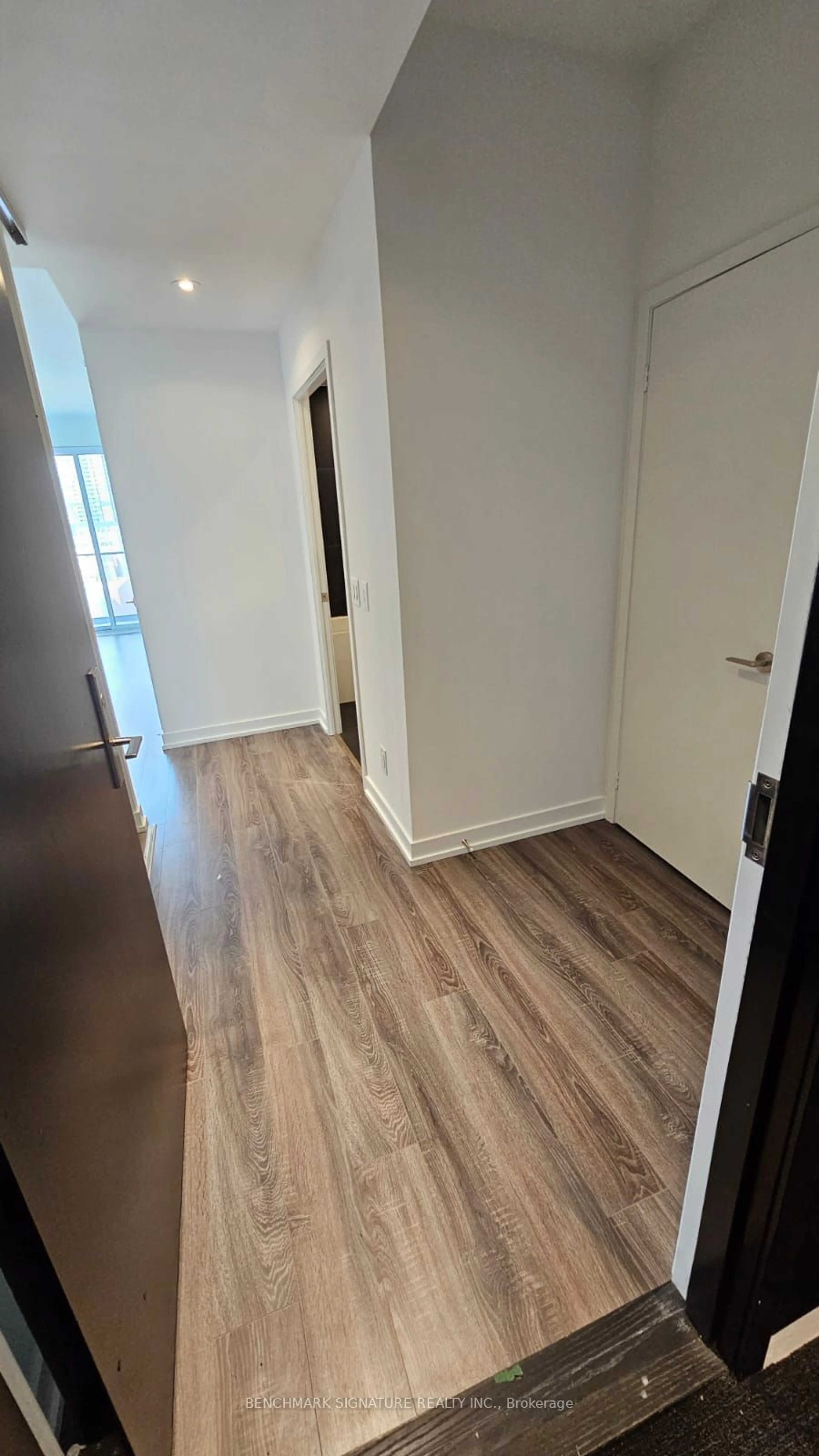 A pic of a room for 20 Edward St #2513, Toronto Ontario M5G 0C5