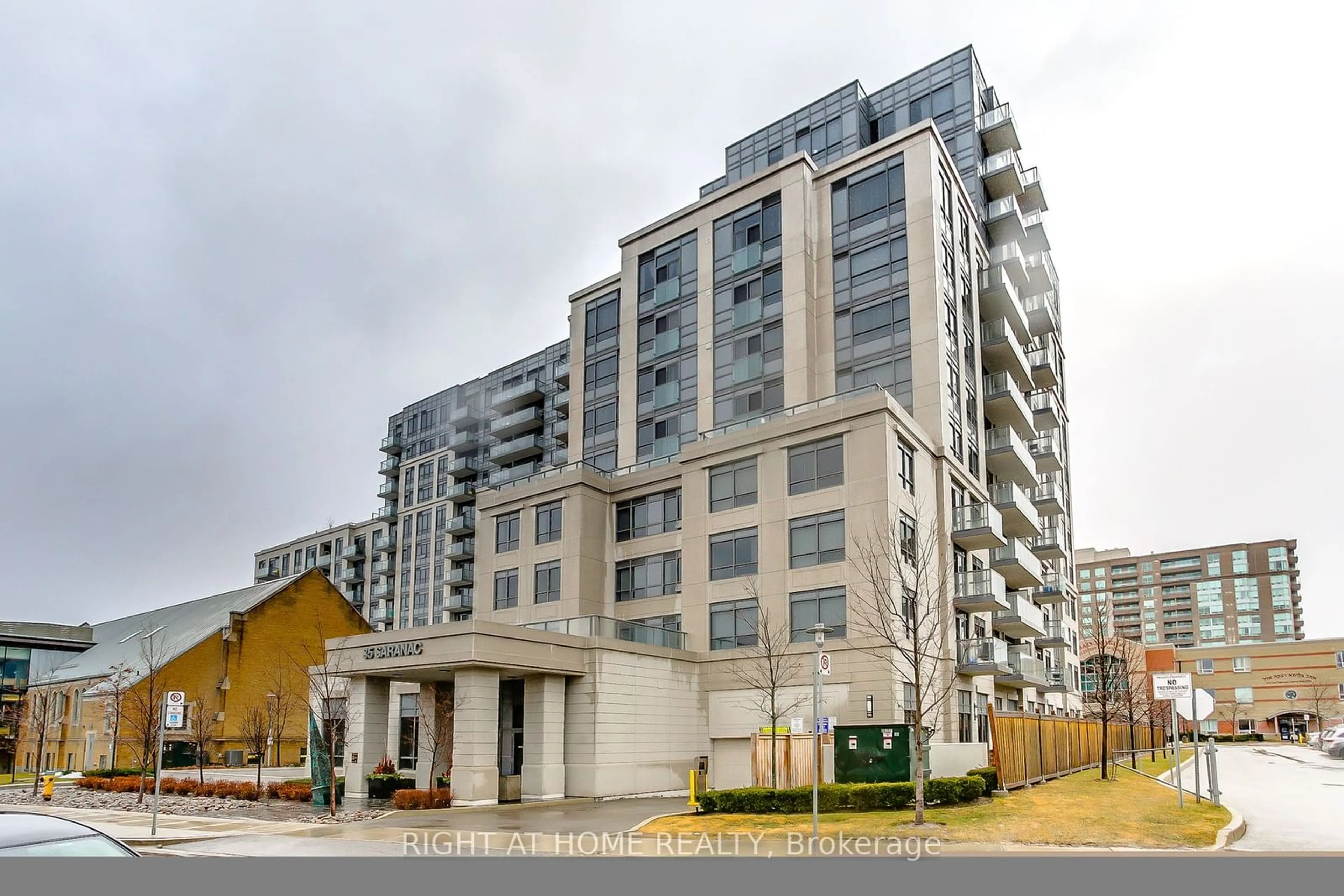 A pic from exterior of the house or condo for 35 Saranac Blvd #1115, Toronto Ontario M6A 2G4