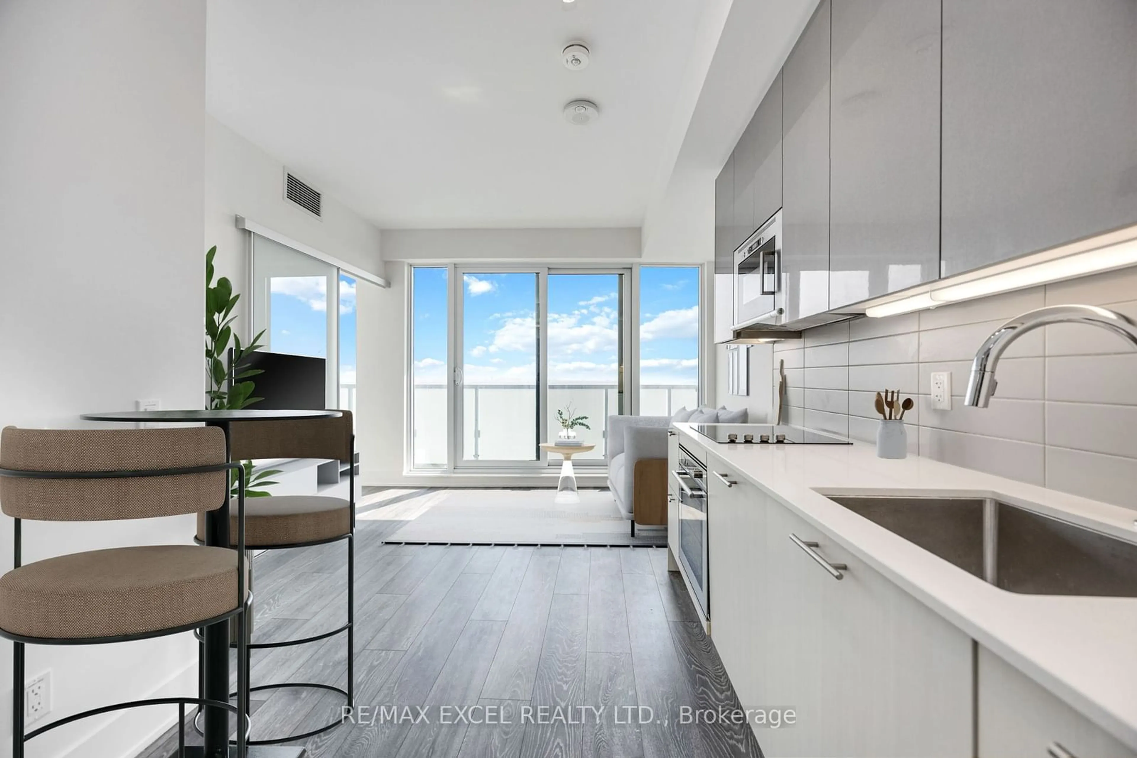 Contemporary kitchen for 403 Church St #4110, Toronto Ontario M4Y 0C9