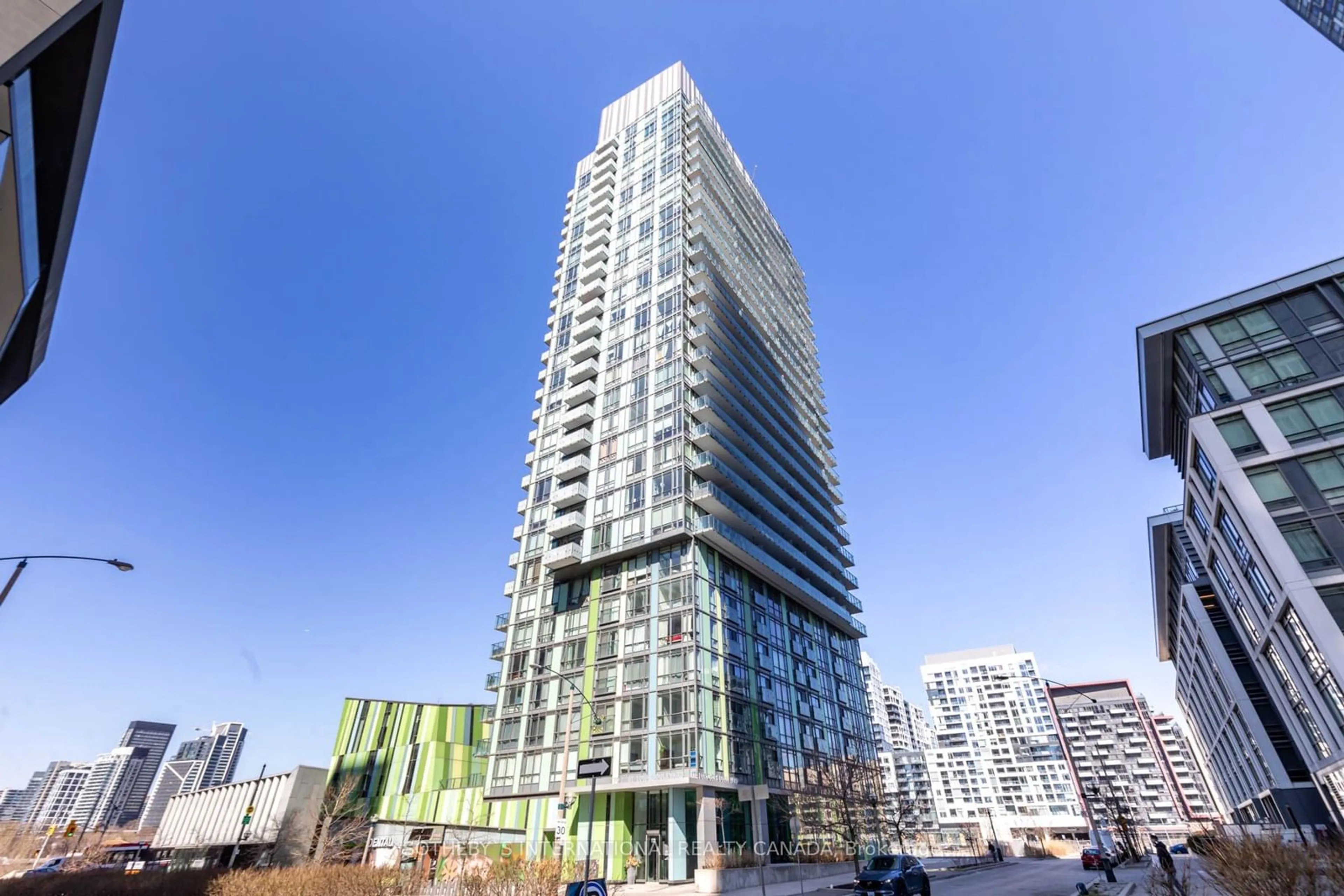 A pic from exterior of the house or condo for 170 Fort York Blvd #2502, Toronto Ontario M5V 0E6