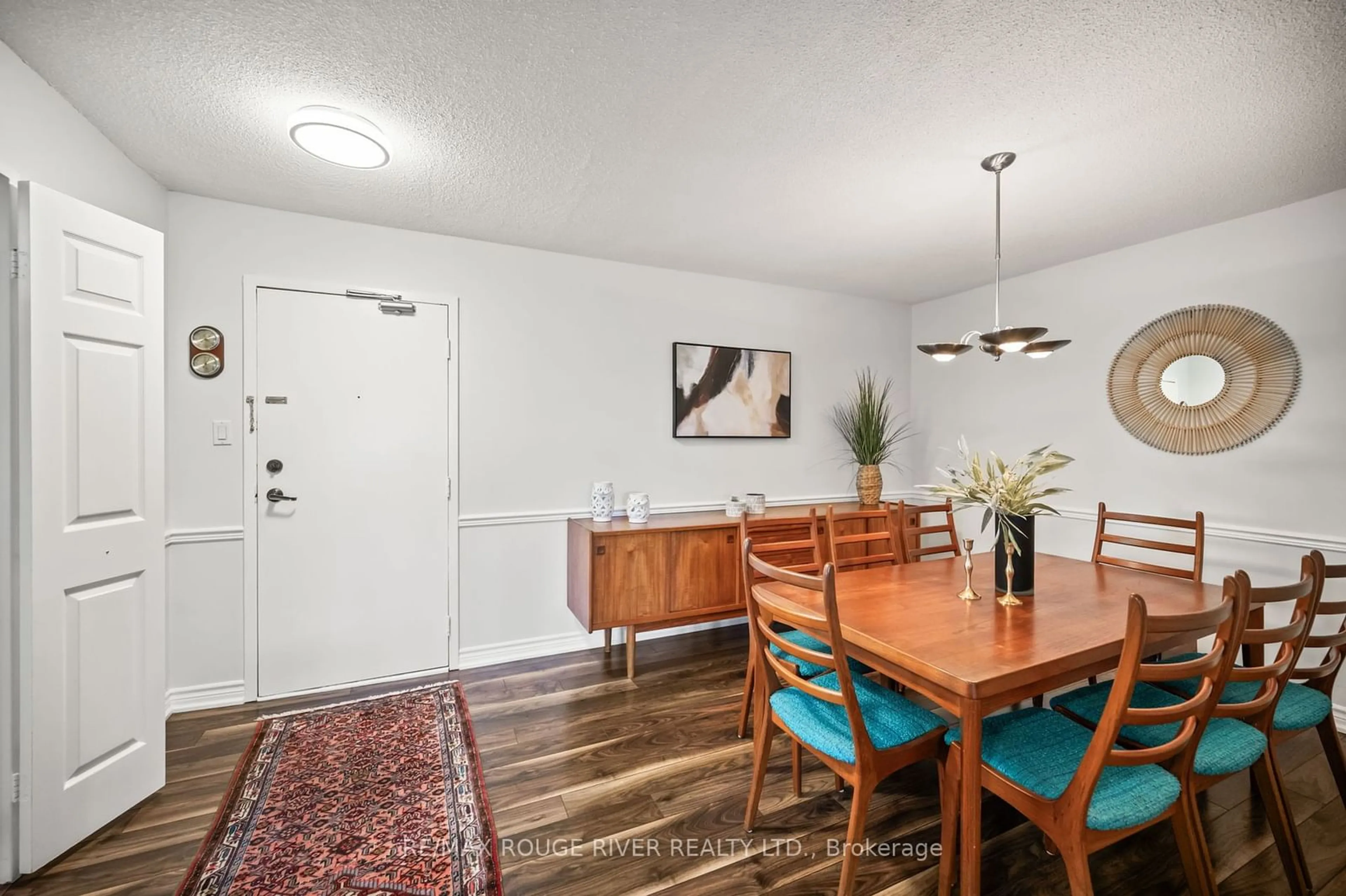 Dining room for 1555 Finch Ave ##407, Toronto Ontario M2J 4X9